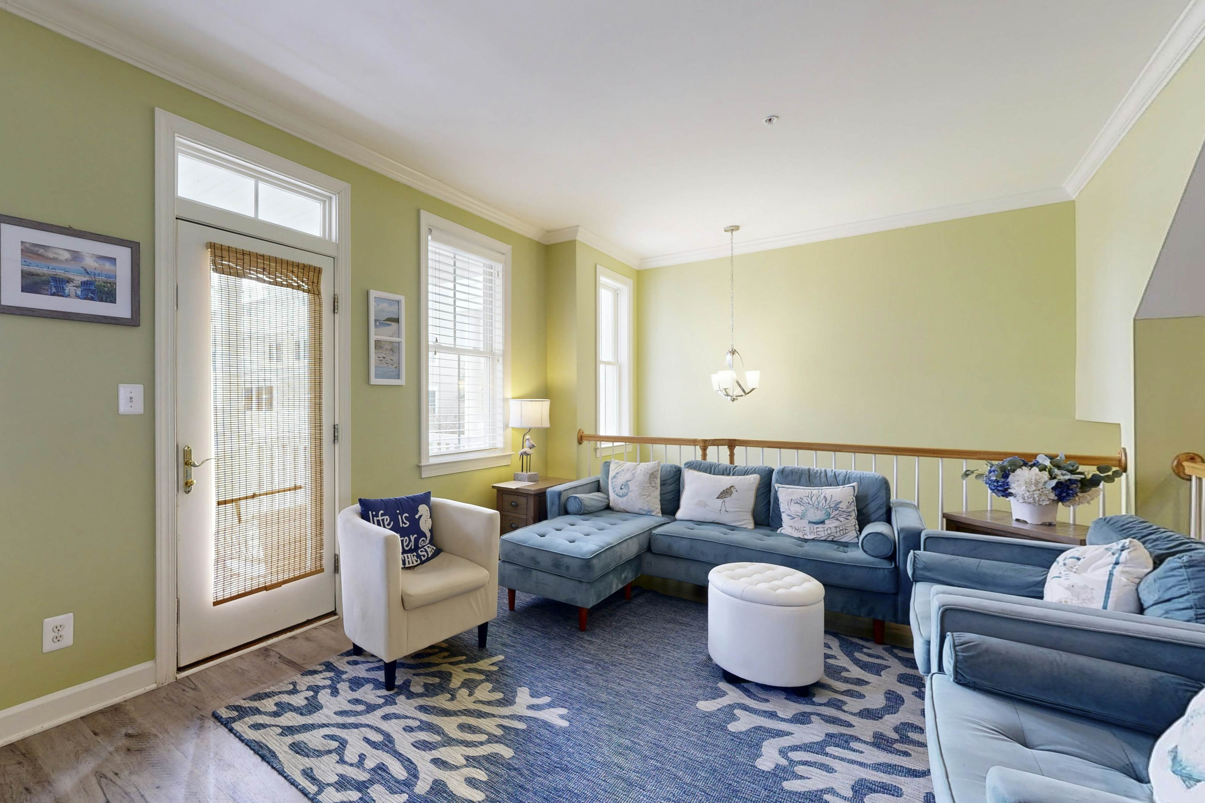 Sunset Island - 7 Fountain