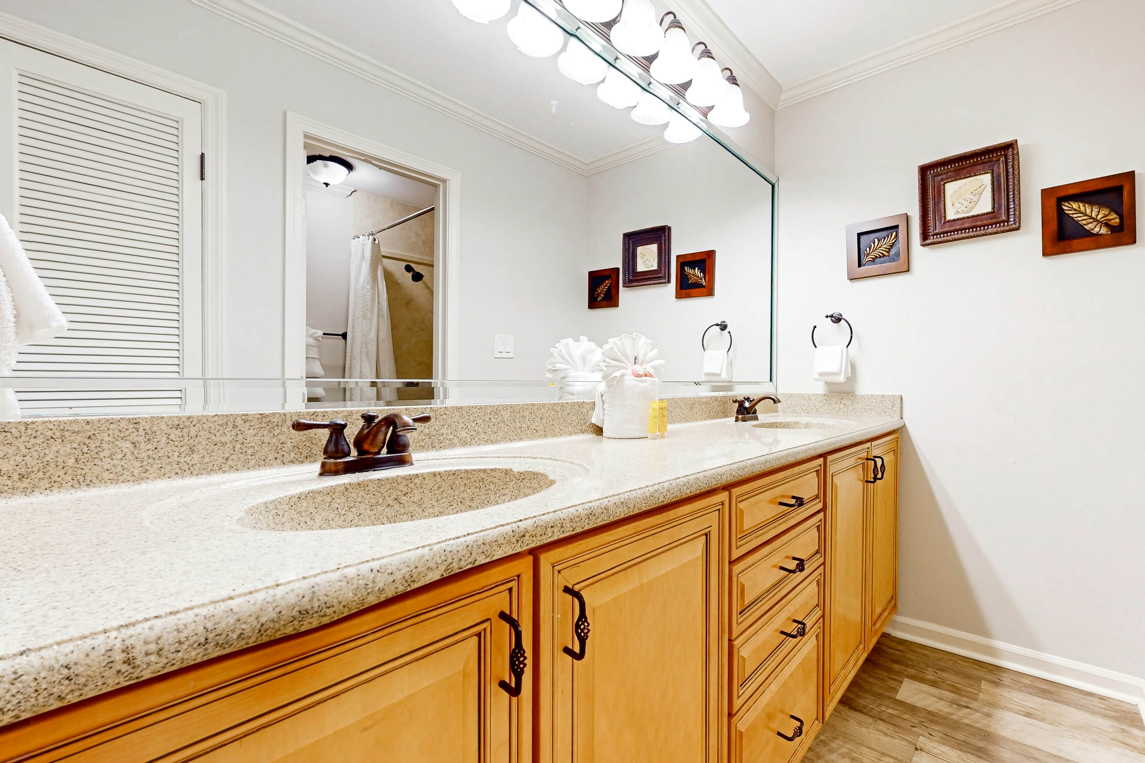 Seascape Lakefront Villas 232