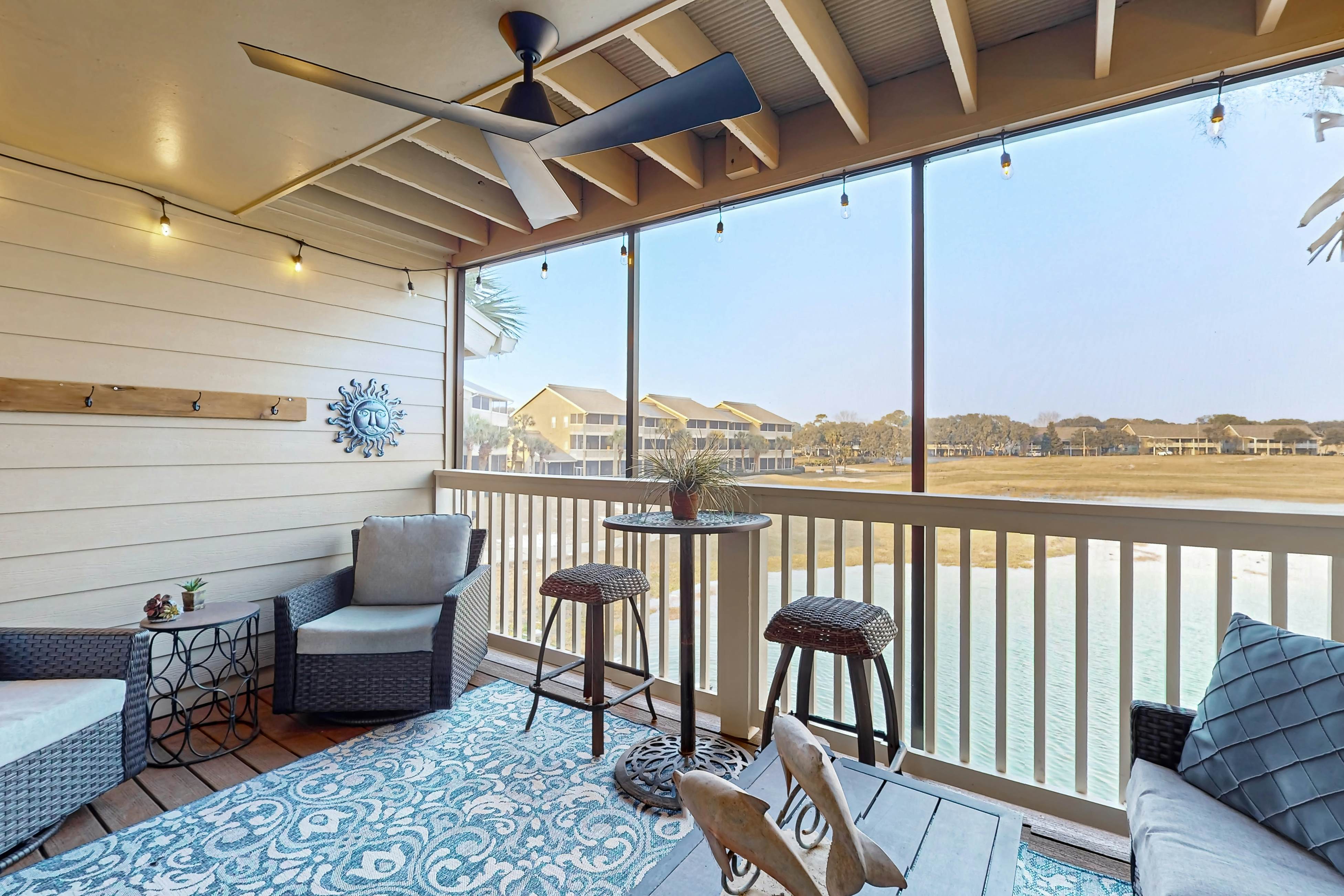 Seascape Lakefront Villas 232