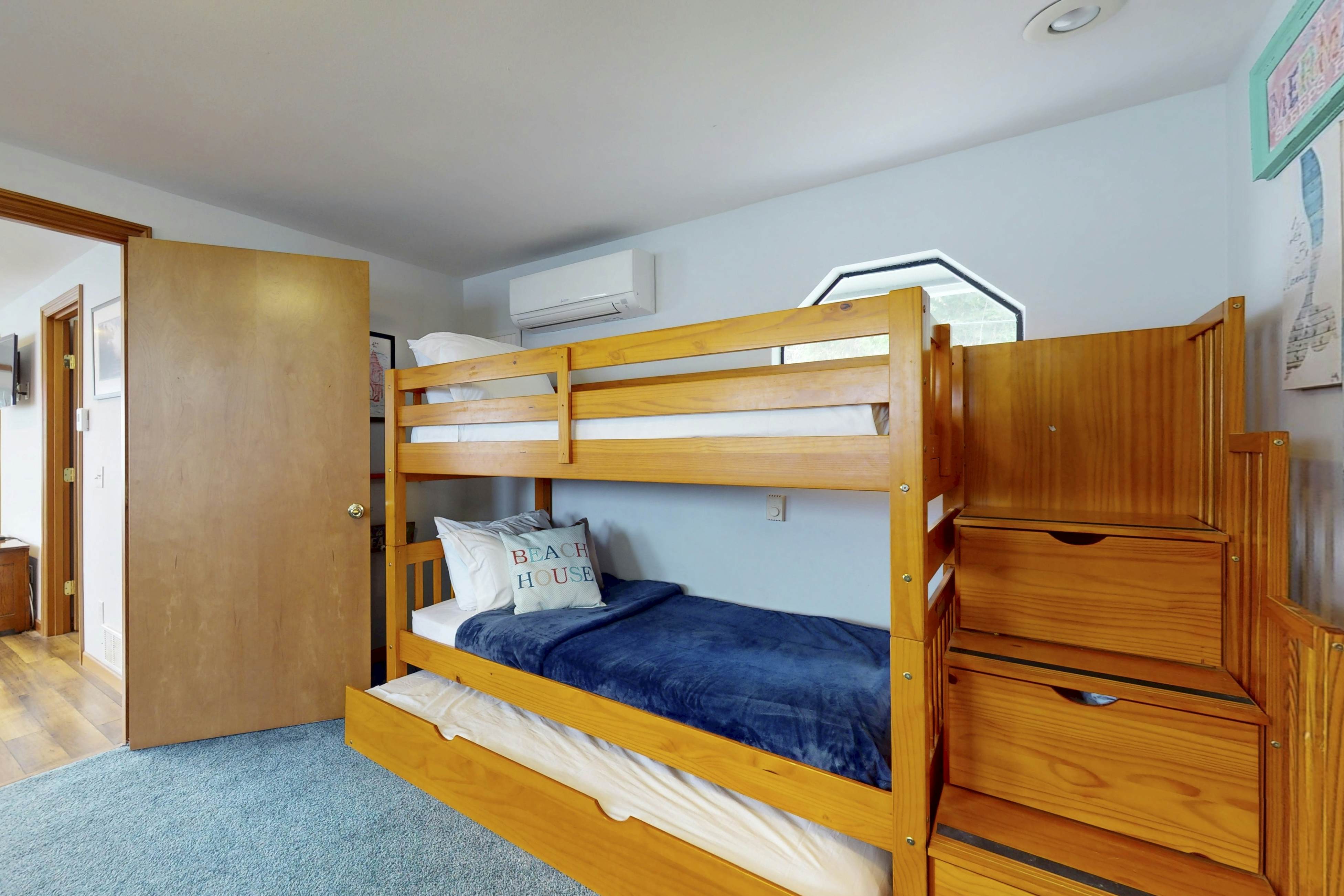 Tyee Shoreline Retreat 