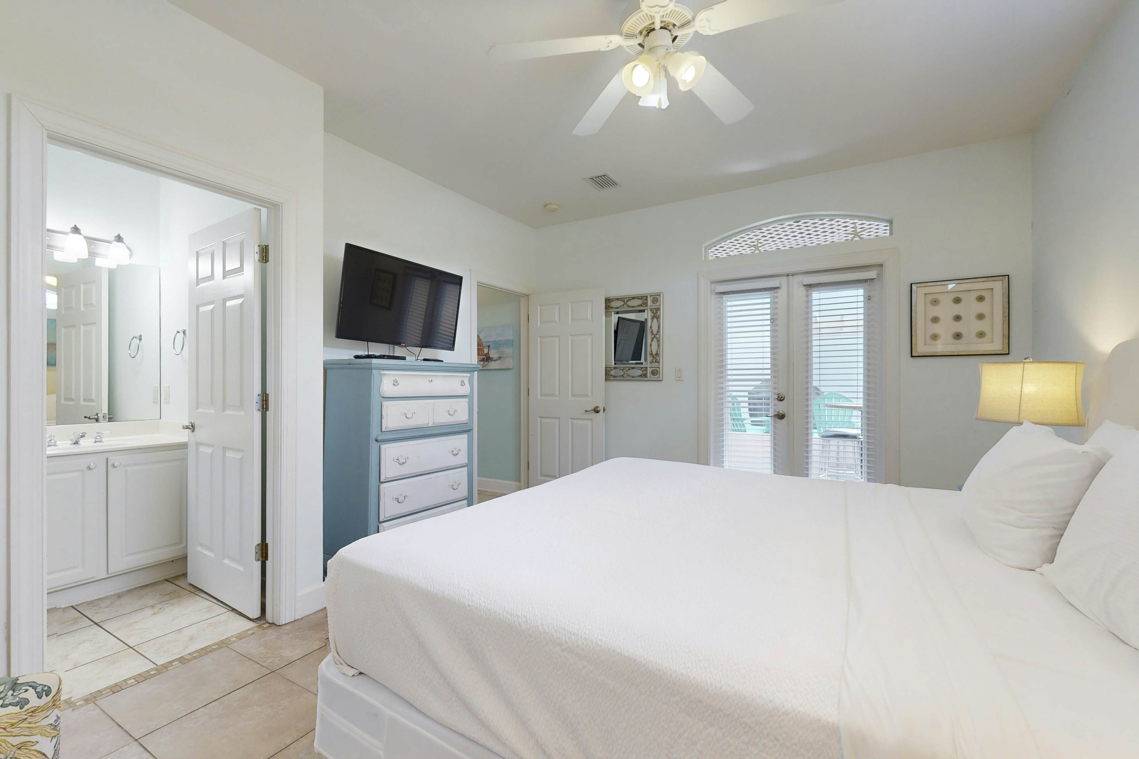 Emerald Shores Mango Tango