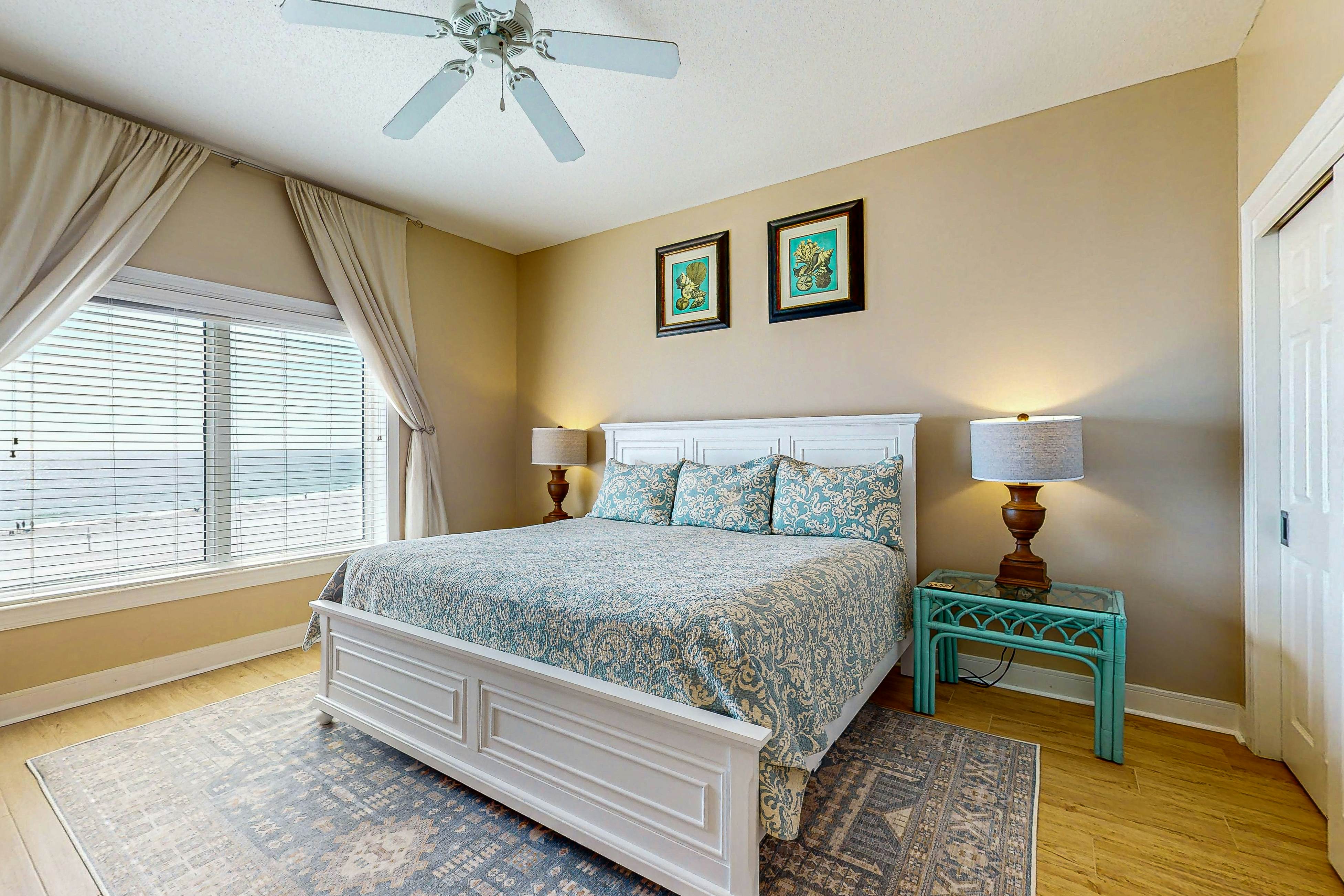 Escapes to the Shores 204