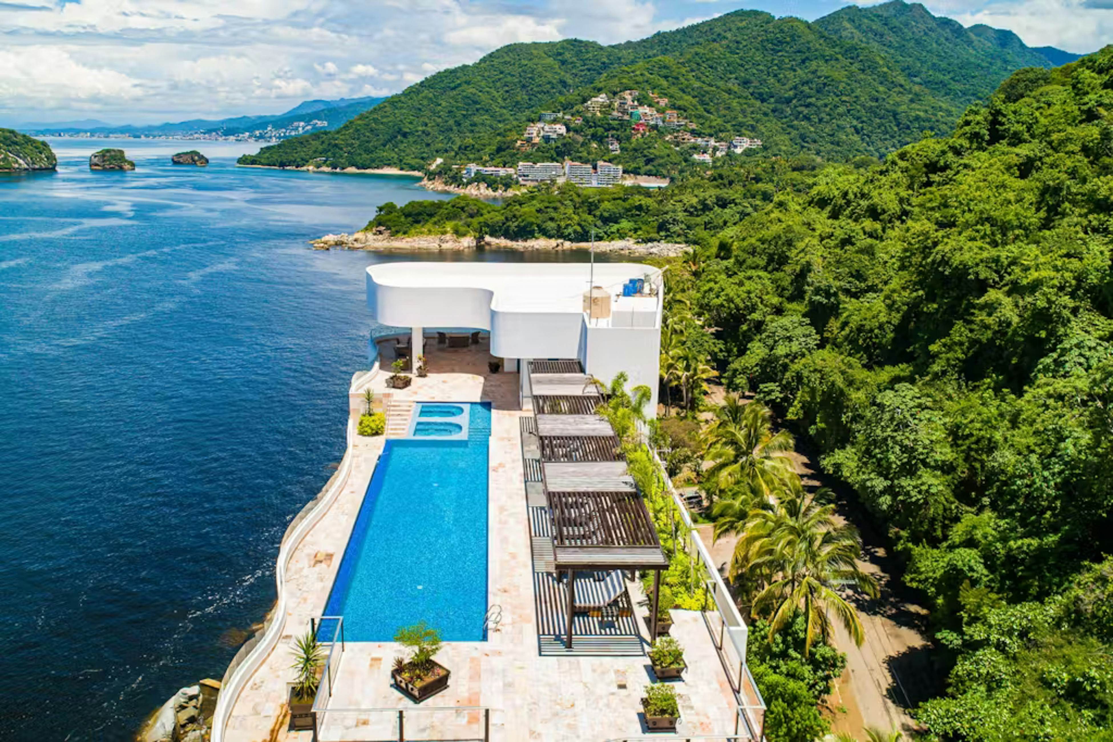 Blue Horizon 202 at Residences