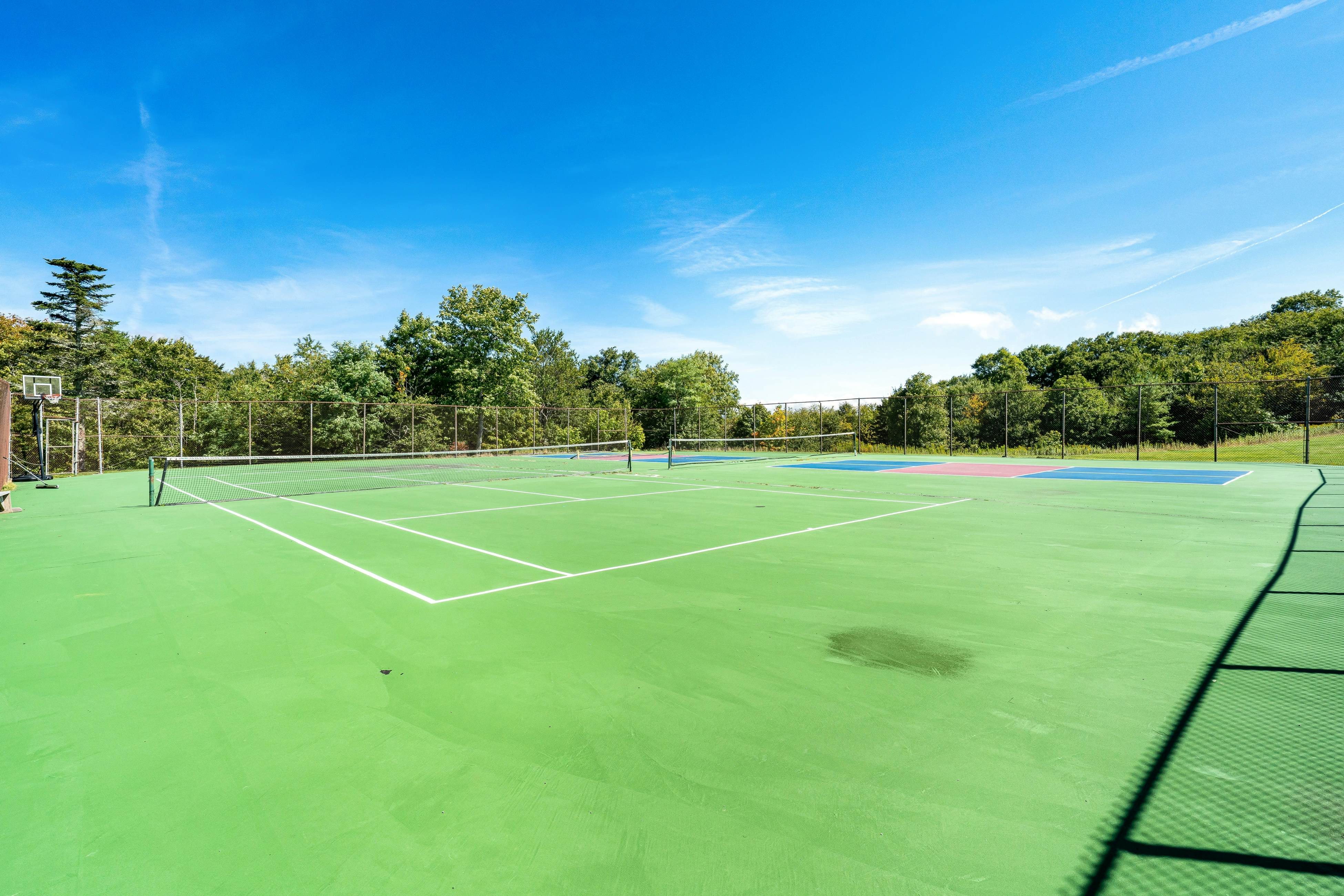 The Pinnacle Inn 3318