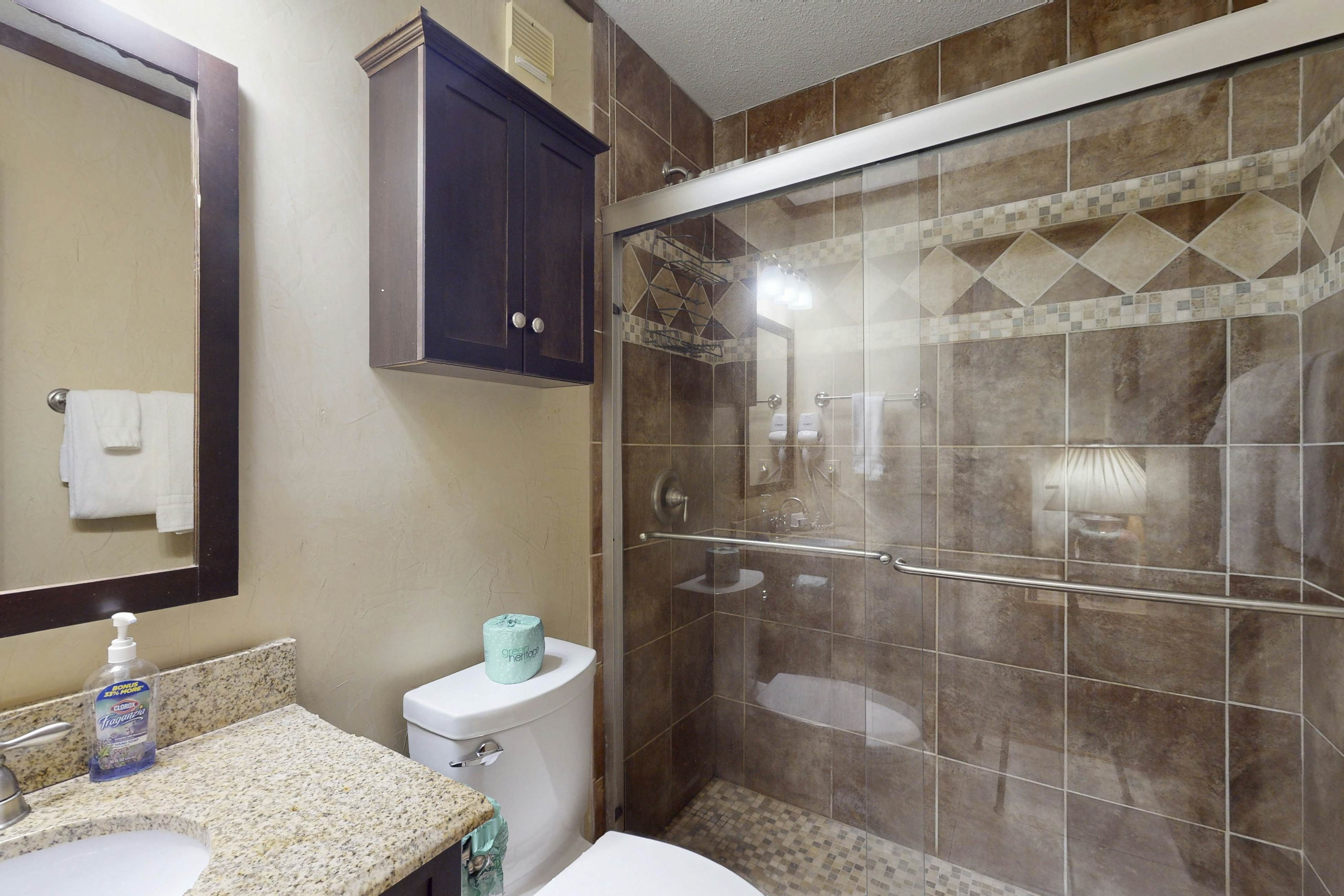 The Pinnacle Inn 3318