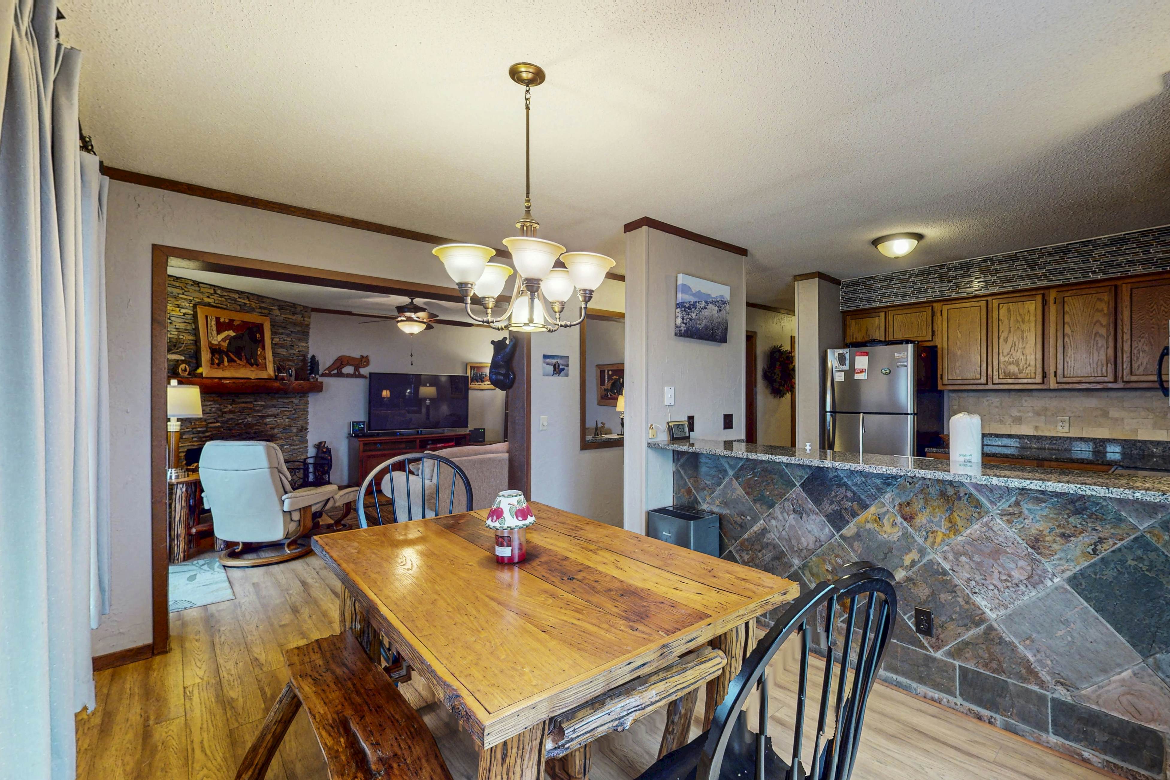 The Pinnacle Inn 3318