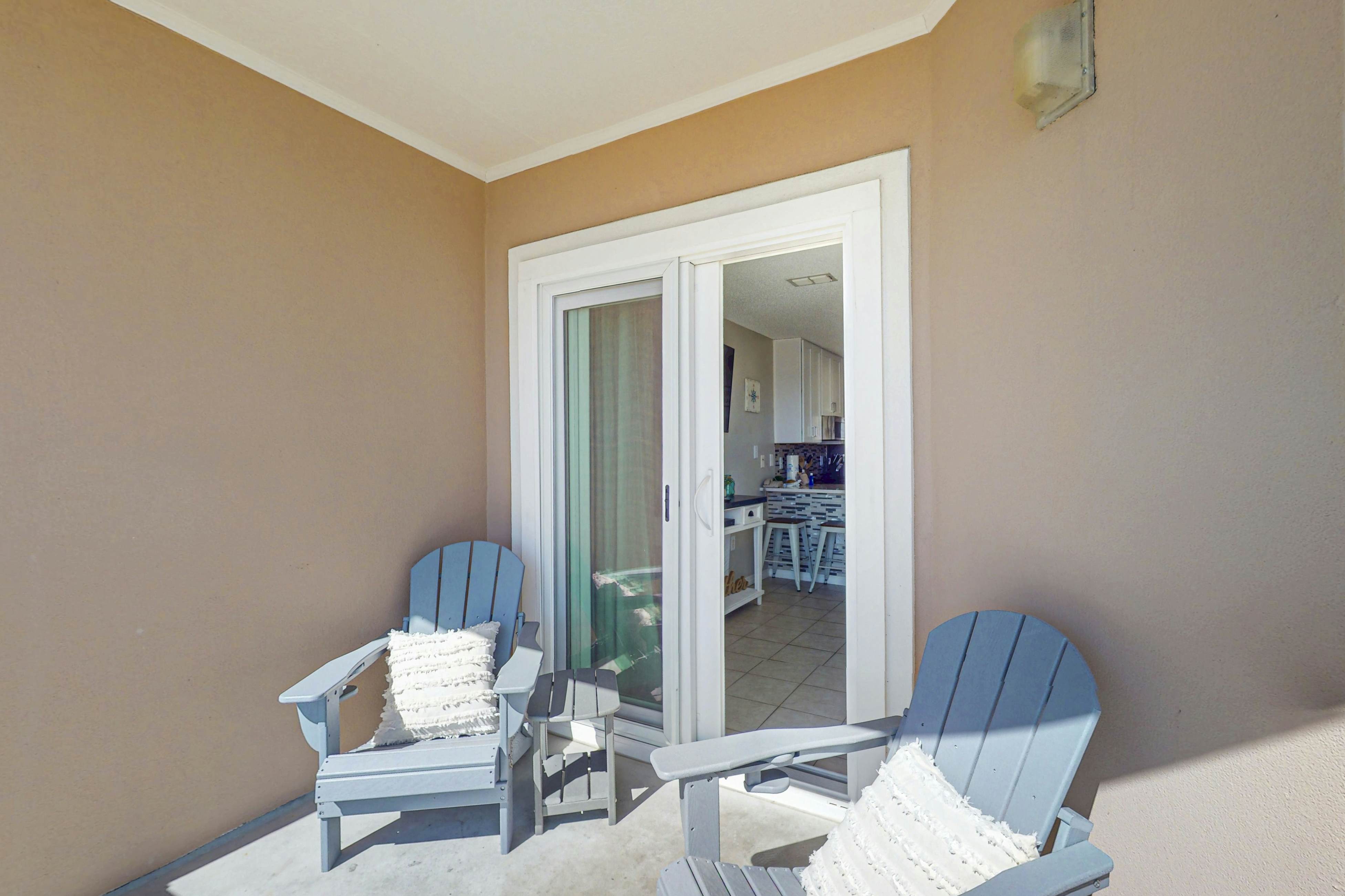 Grand Beach Resort 305