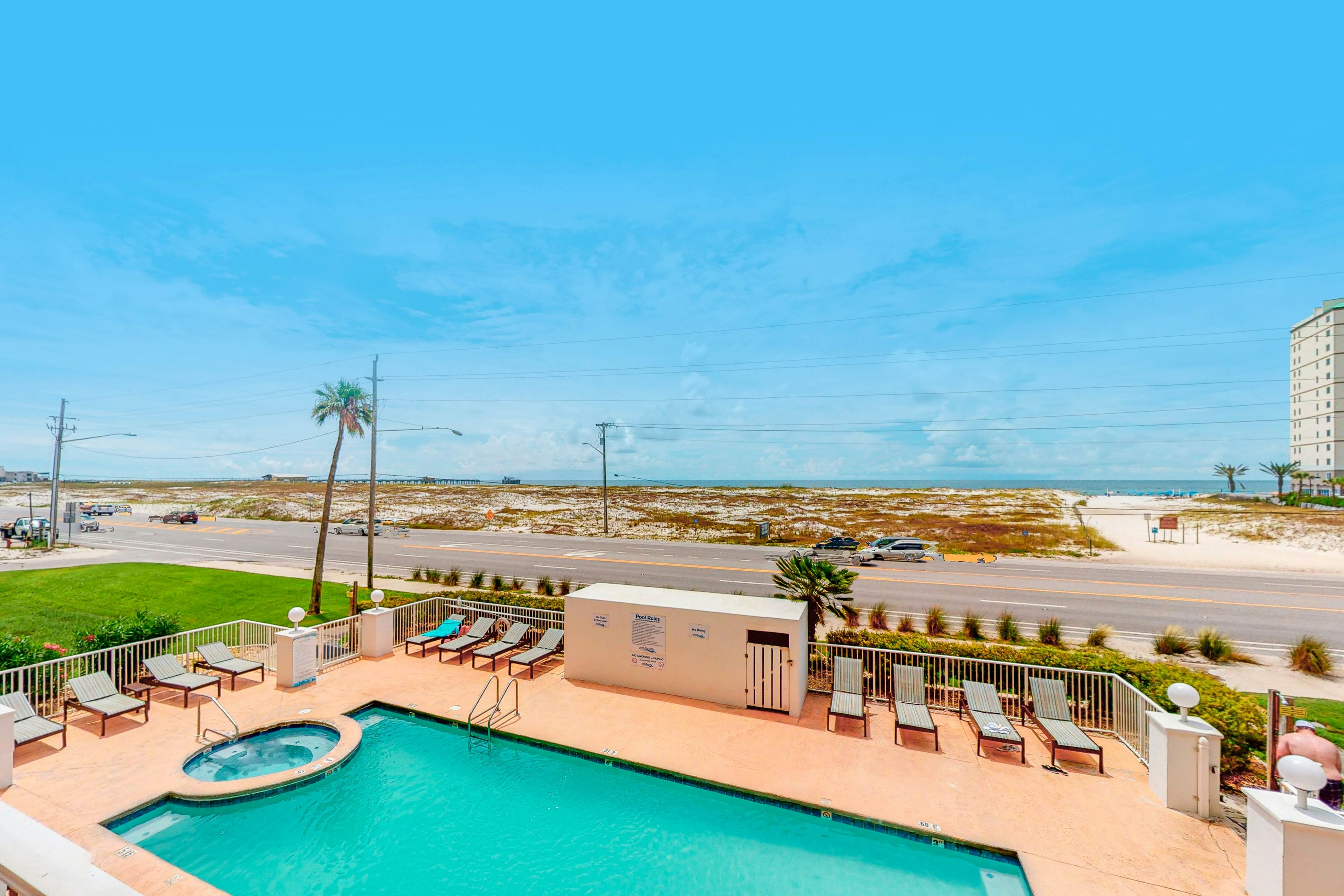 Grand Beach Resort 305