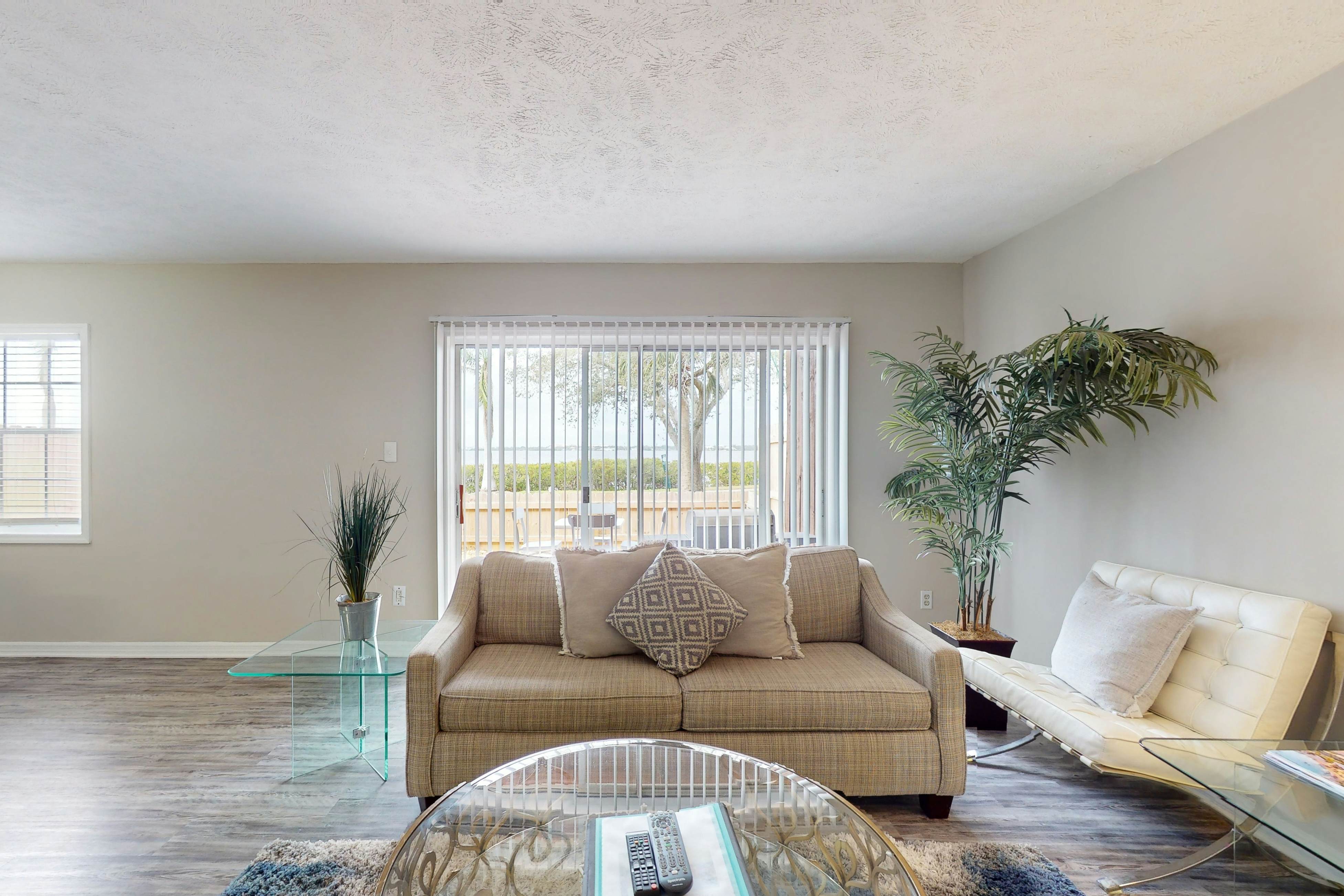 Carlton Arms View B1 # A