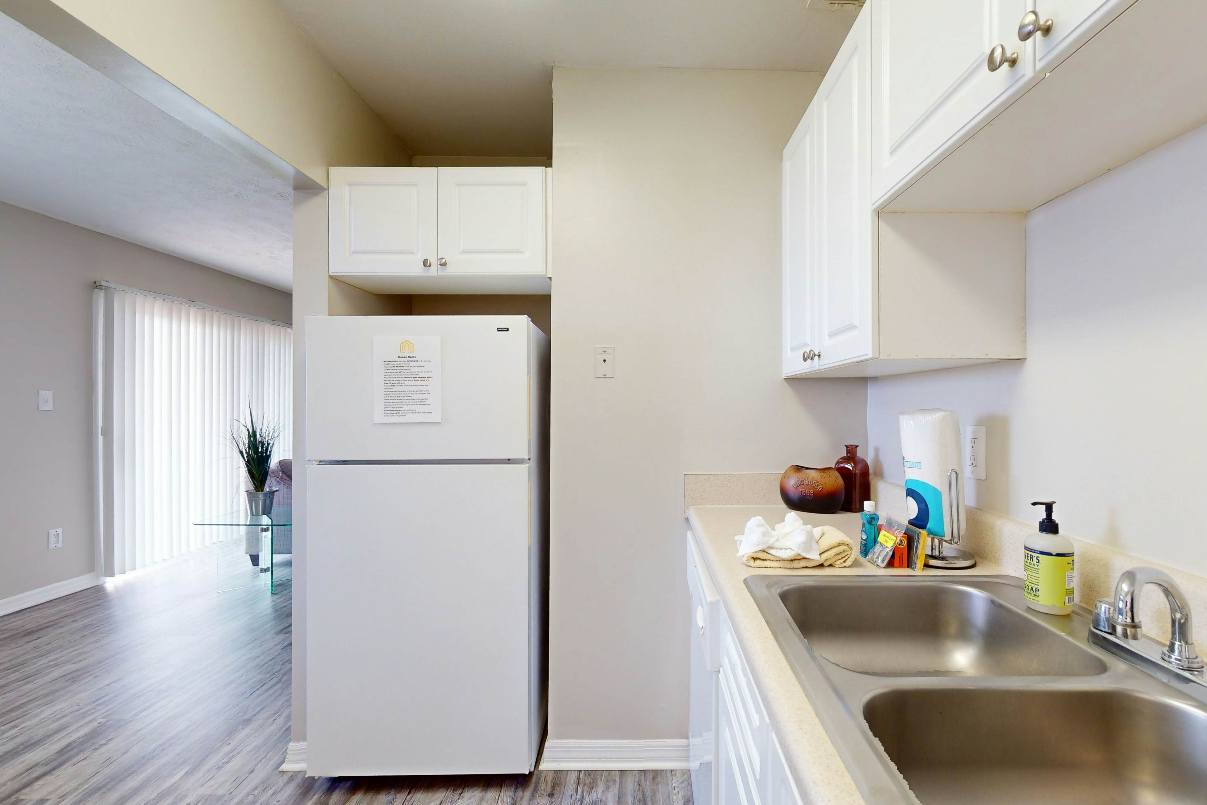 Carlton Arms View B1 # A