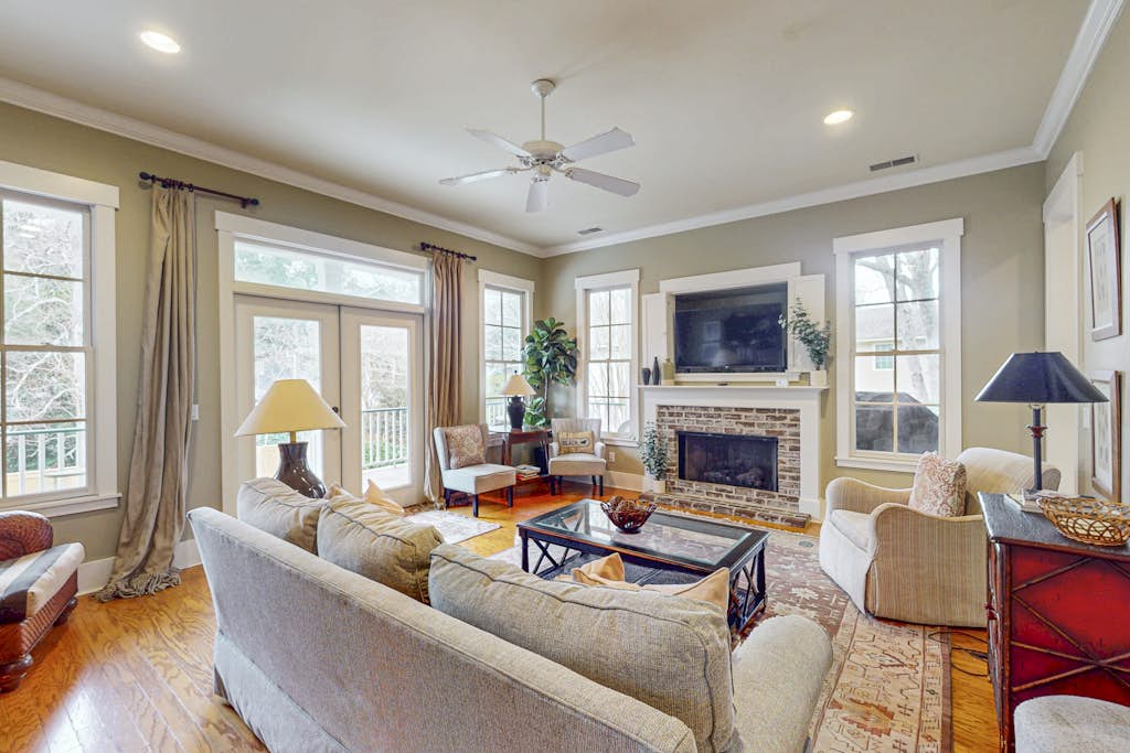 Dog-friendly house with private pool and screened-in deck - Walk to beach — Hilton Head, SC — vacation rental