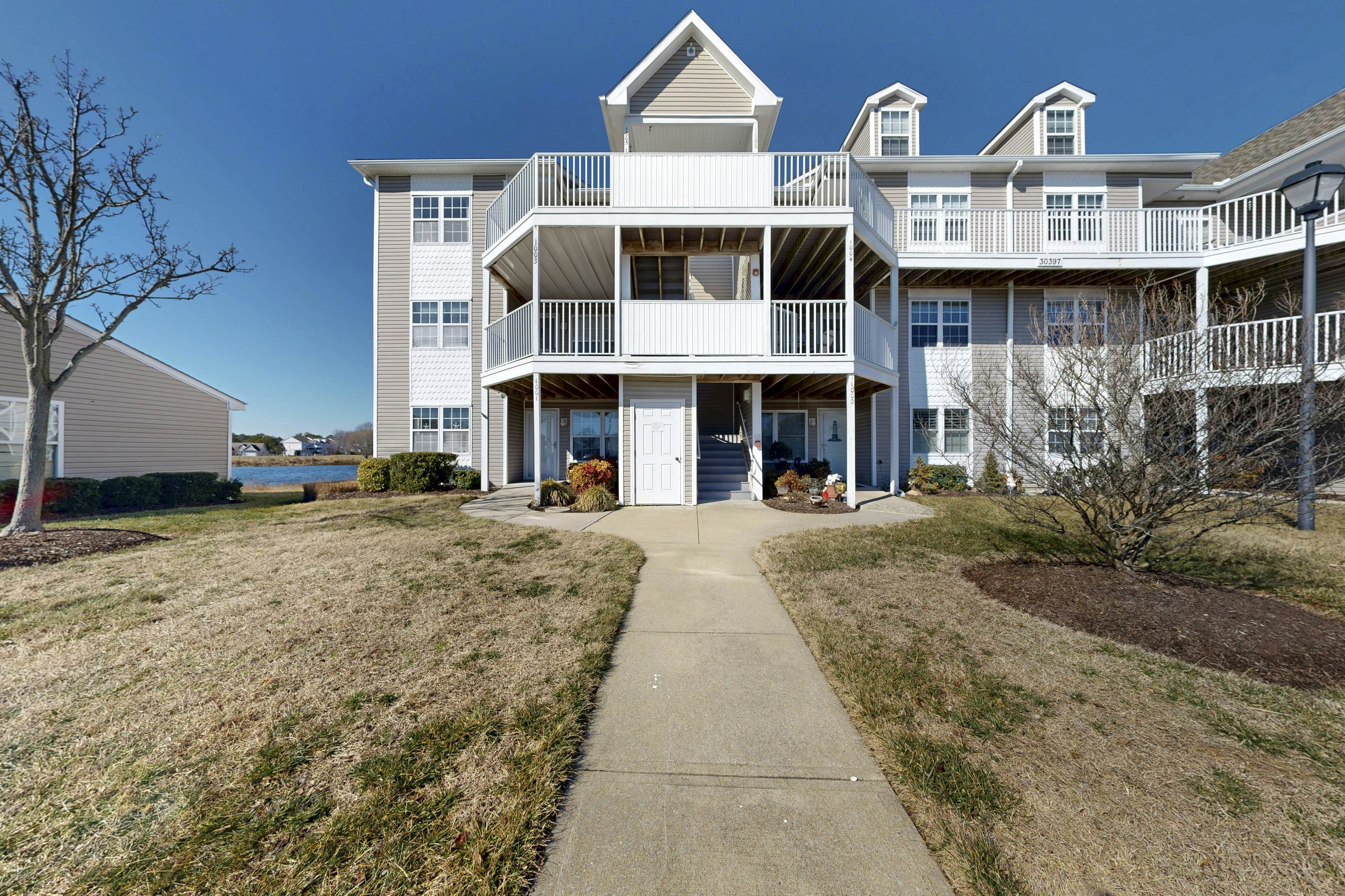 Bethany Bay - 1001 Pavilion Drive