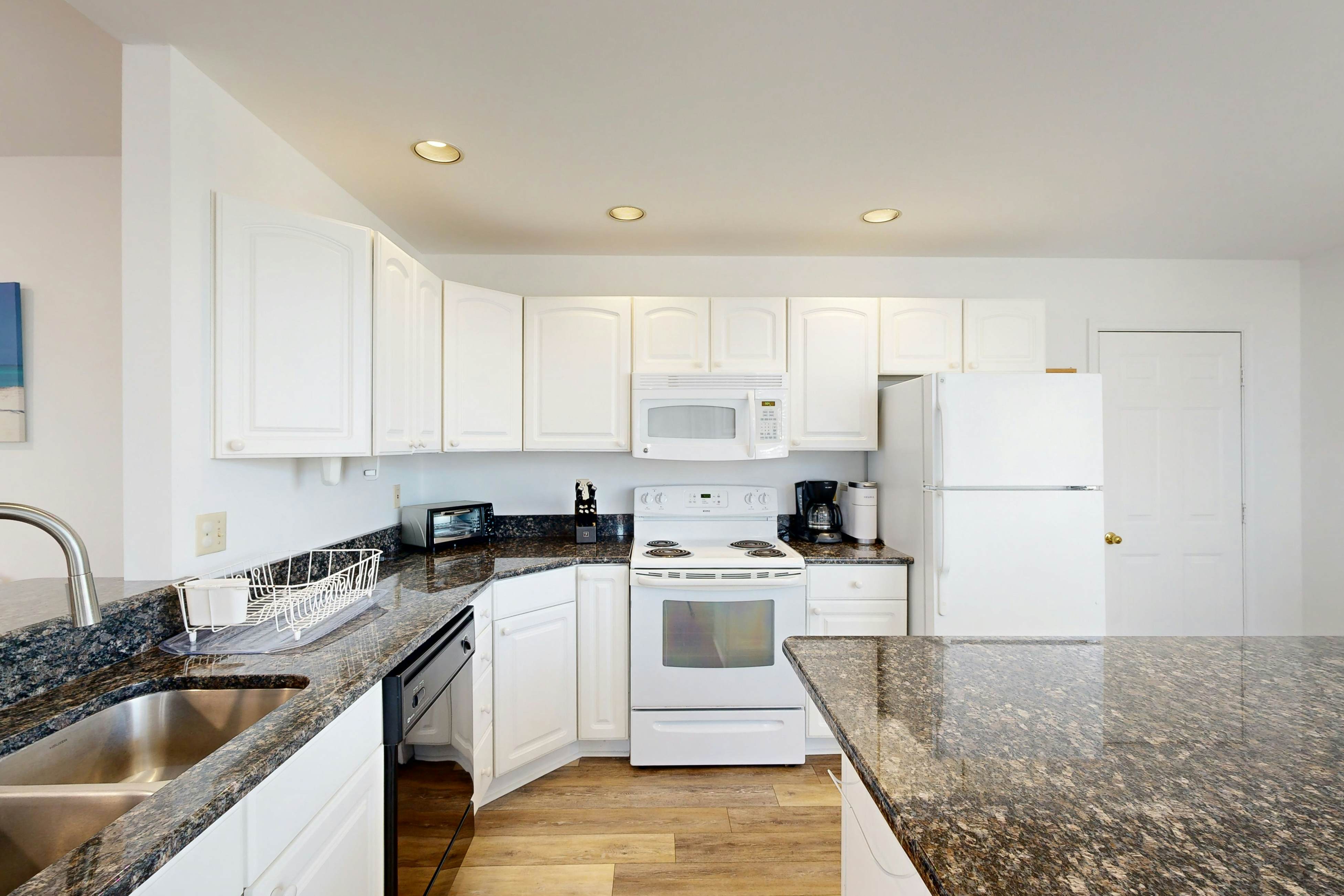 Salt Pond - 1 Heron Ct