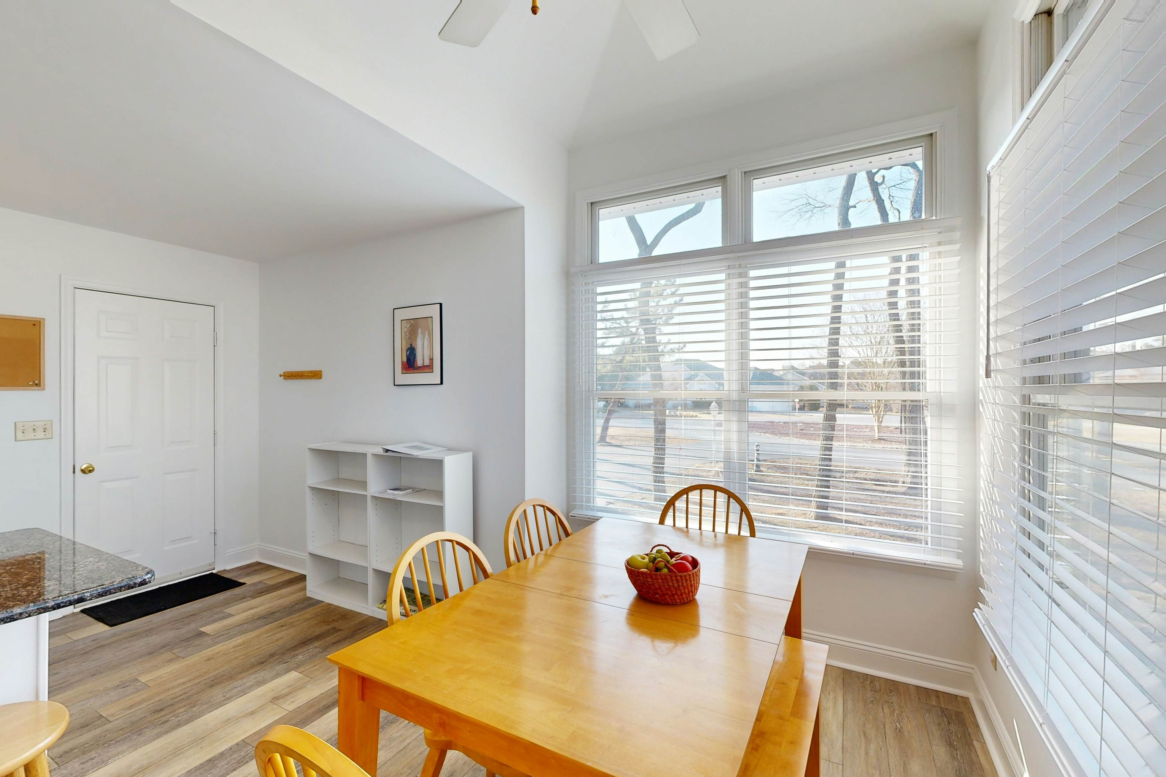 Salt Pond - 1 Heron Ct