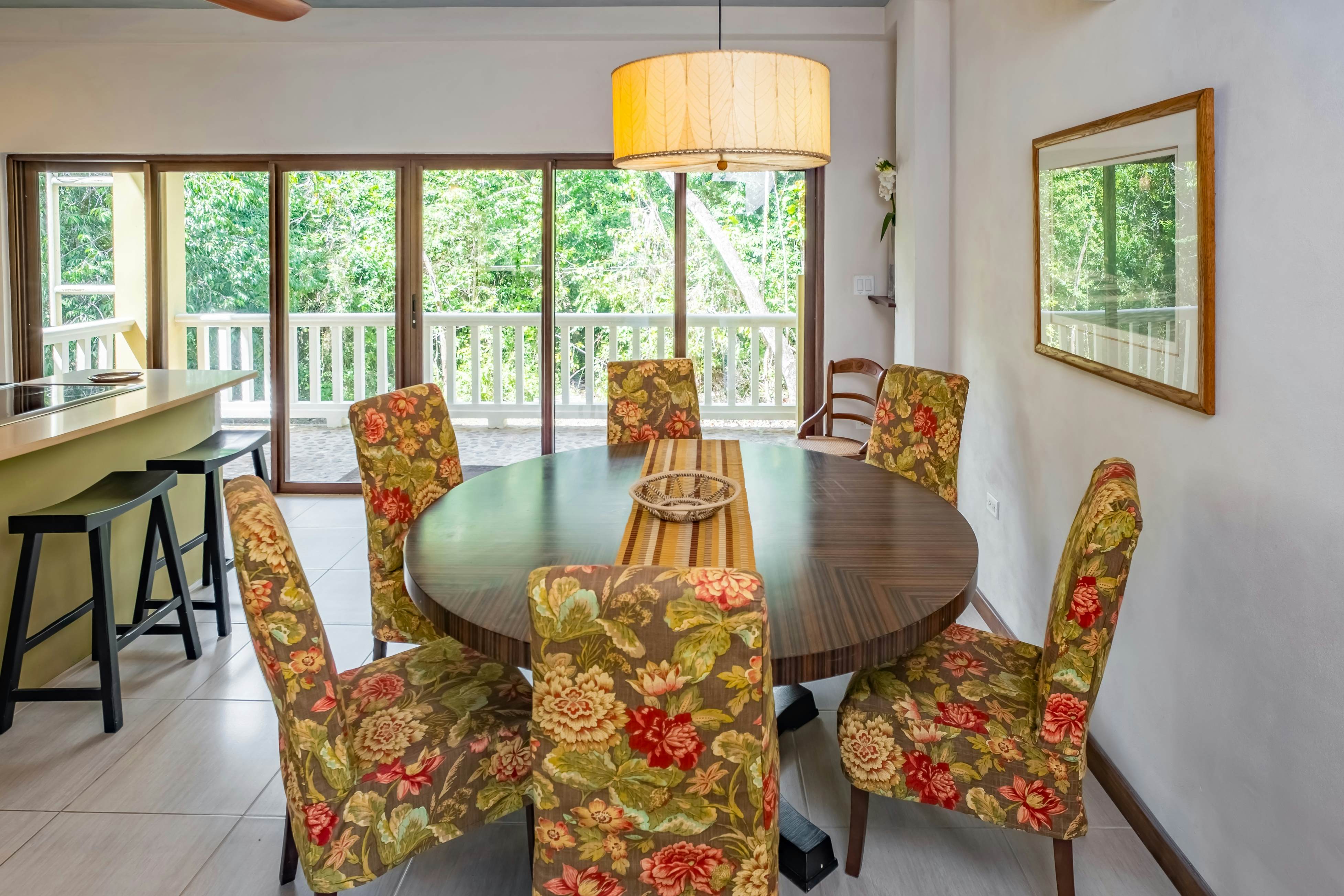 Treehouse at Sanctuary Belize