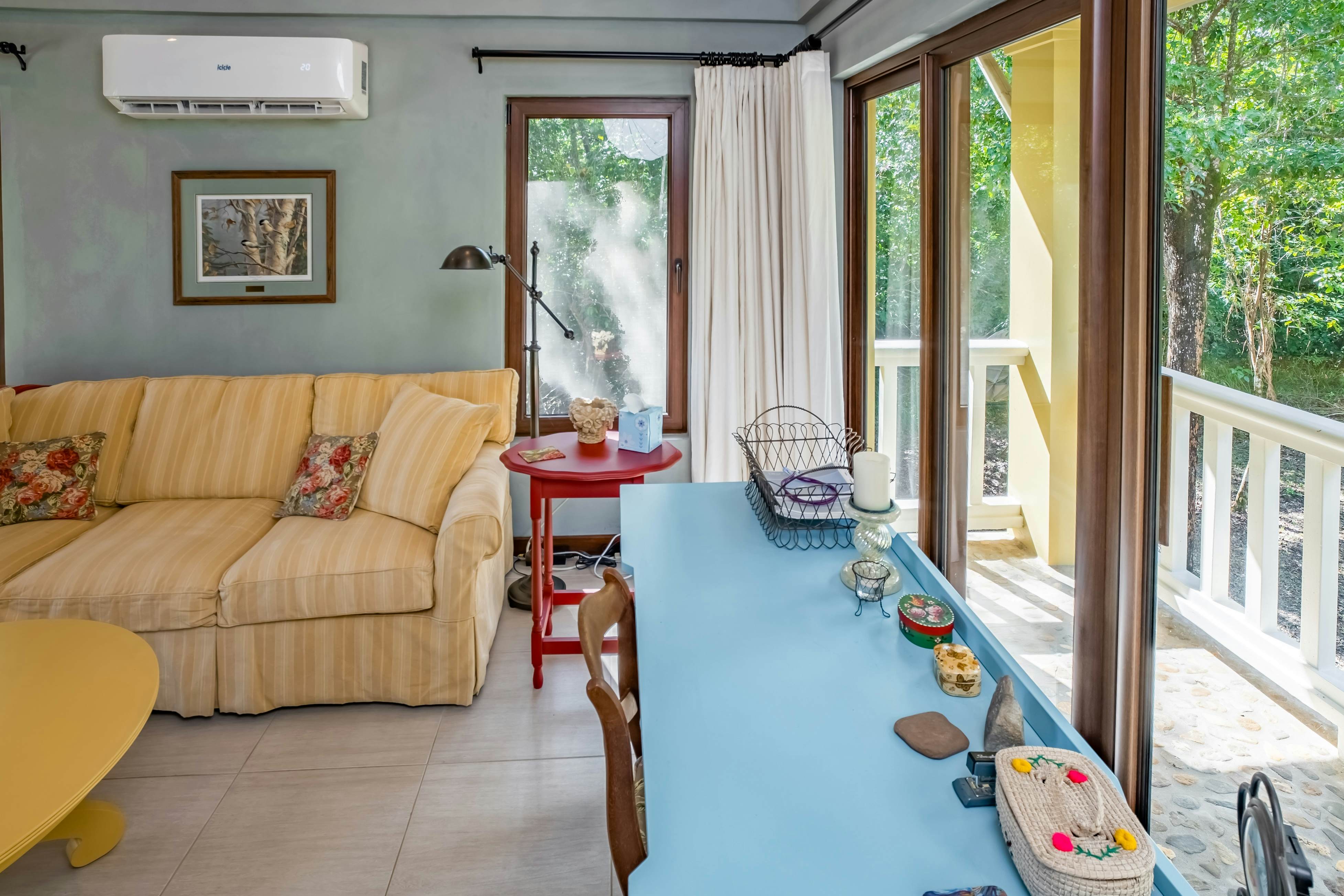 Treehouse at Sanctuary Belize