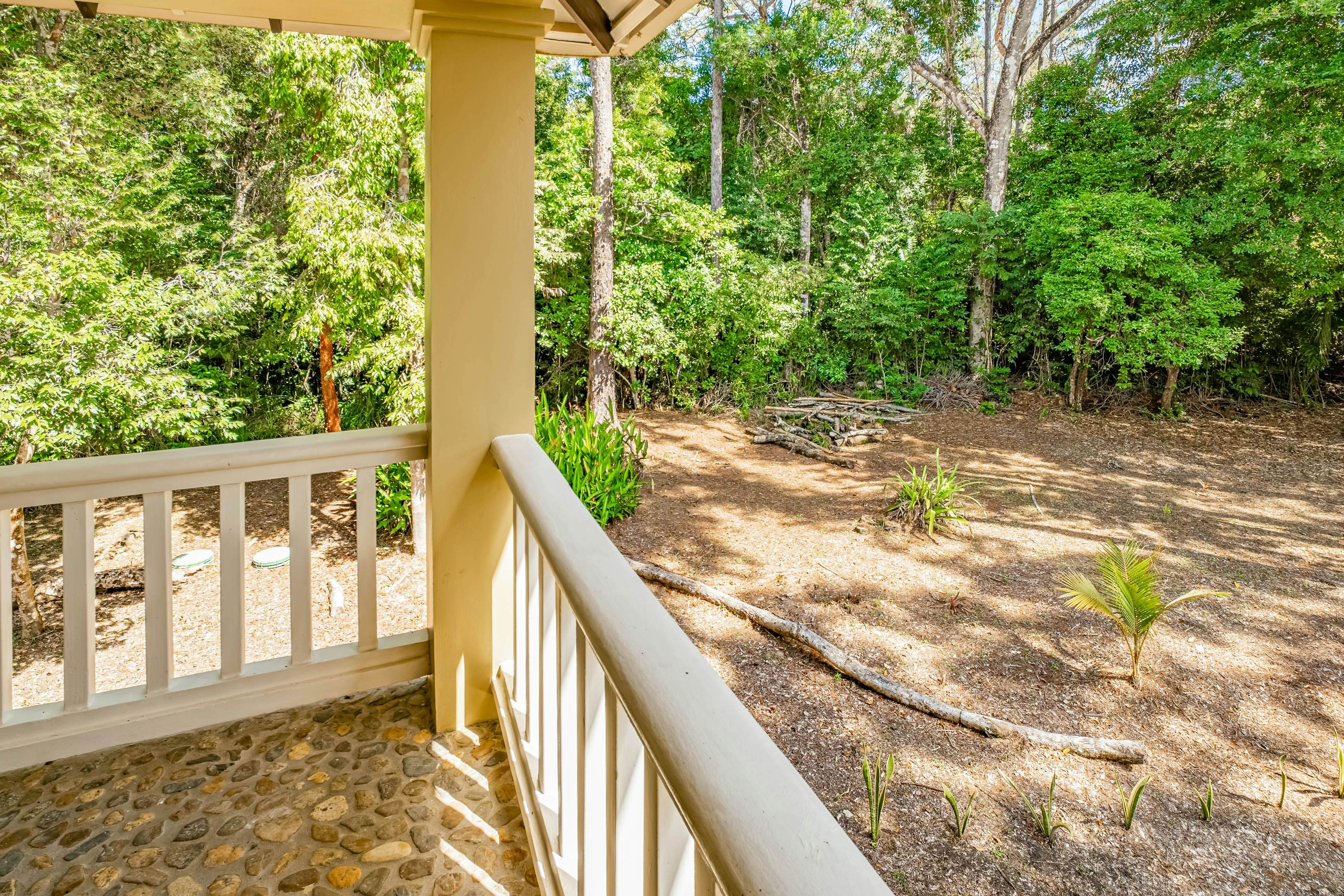 Treehouse at Sanctuary Belize