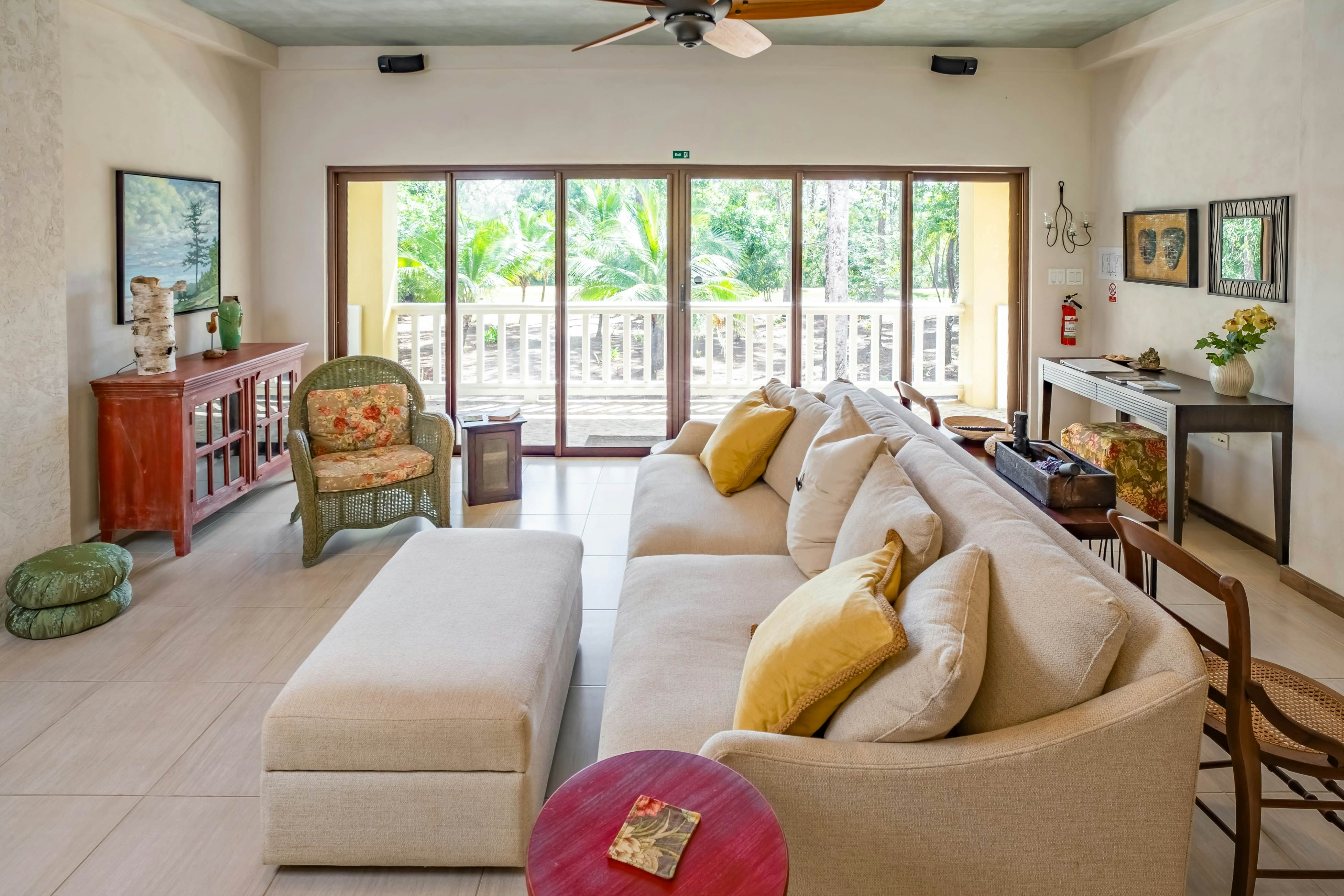 Treehouse at Sanctuary Belize