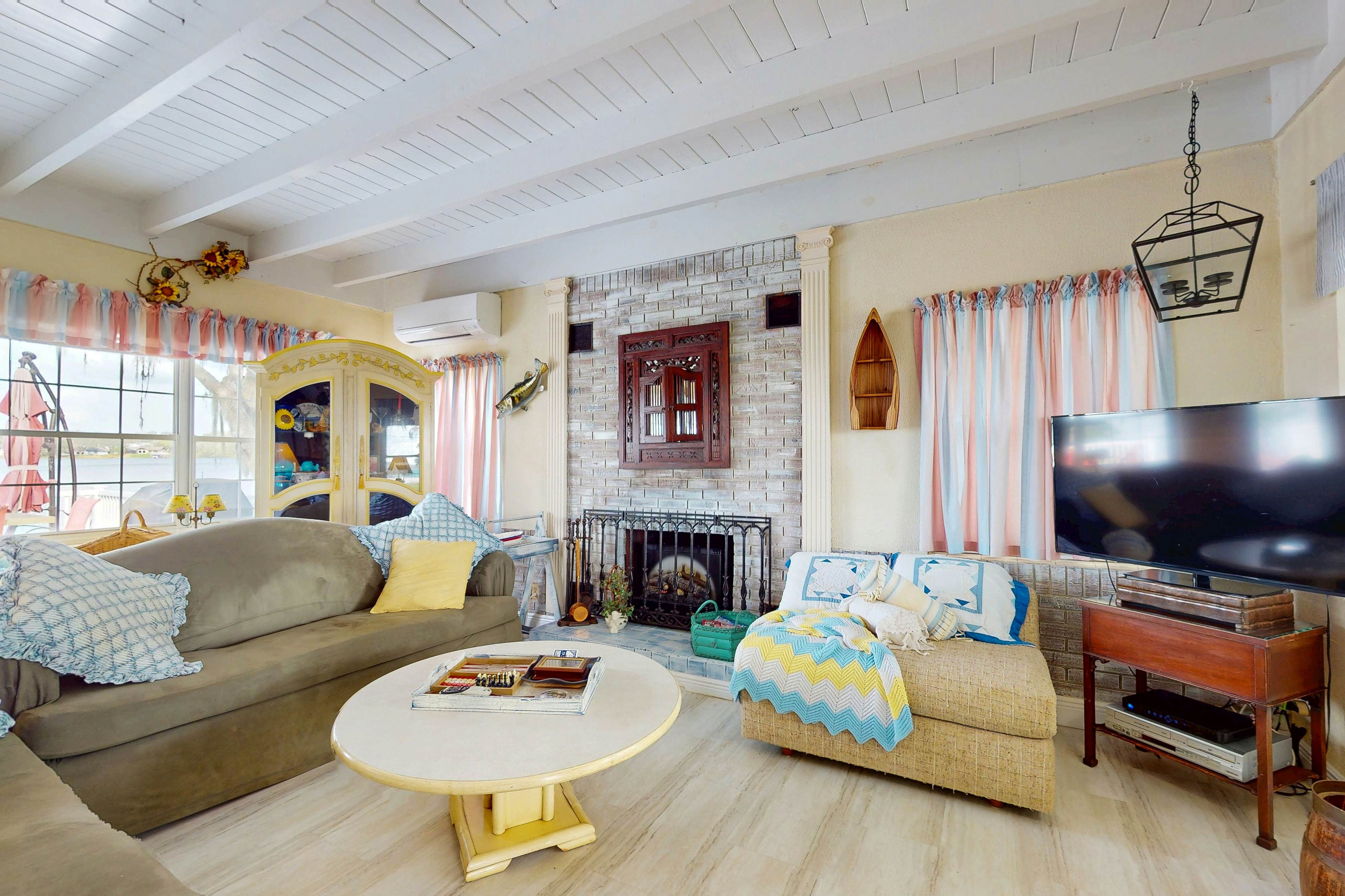 Paradise on Lake Henry