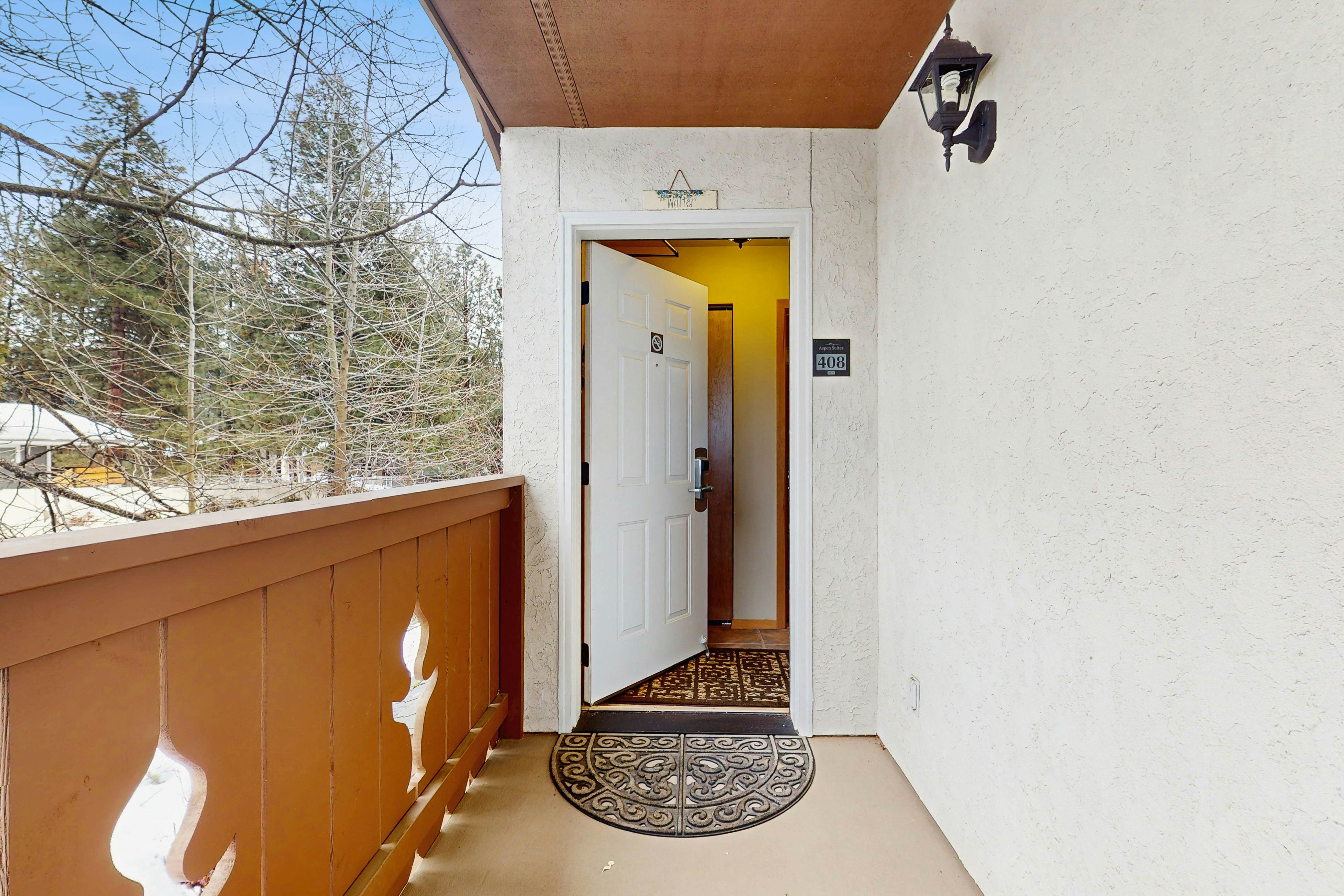 Icicle Village Resort Condo #408