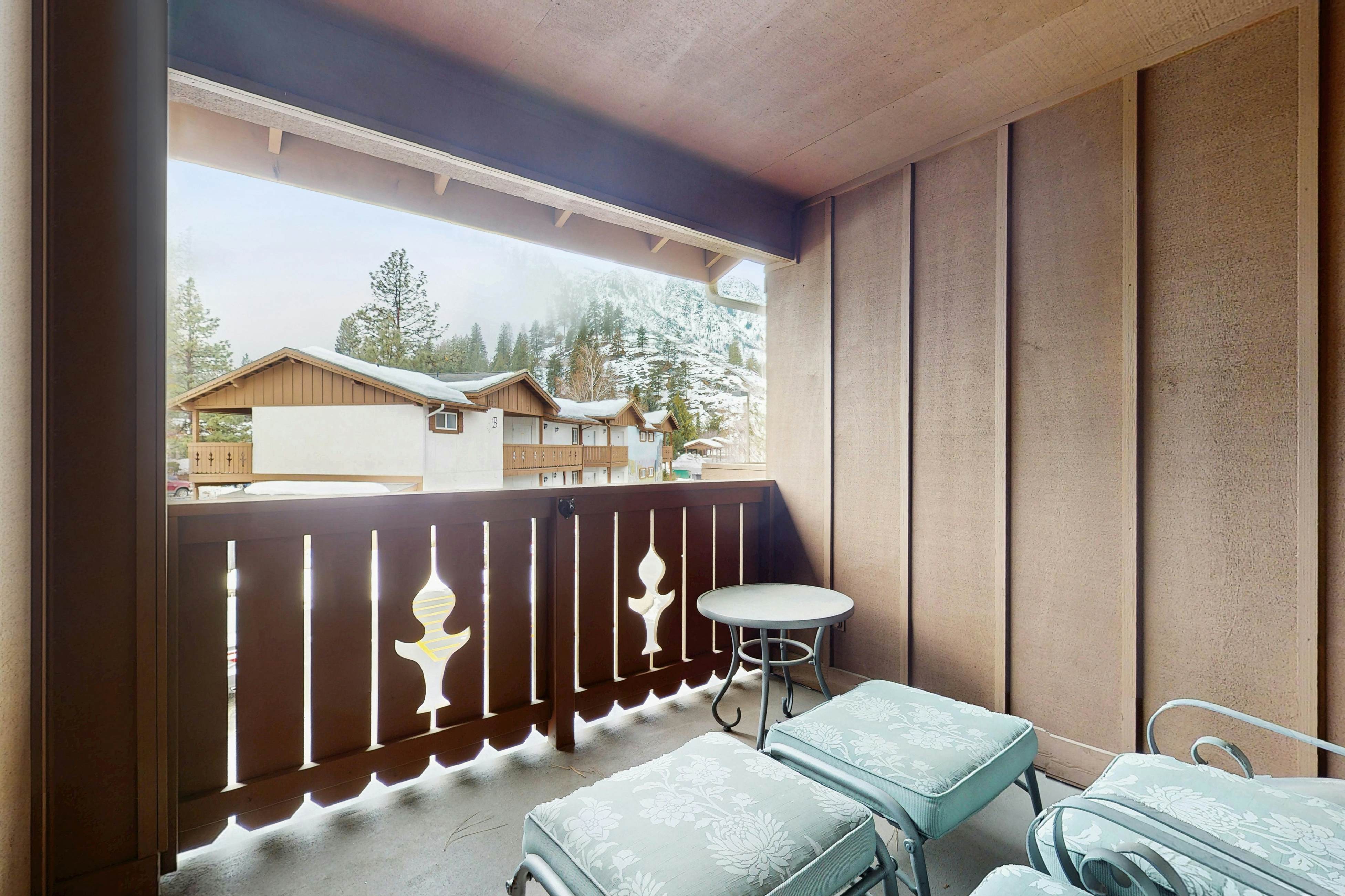 Icicle Village Resort Condo #408