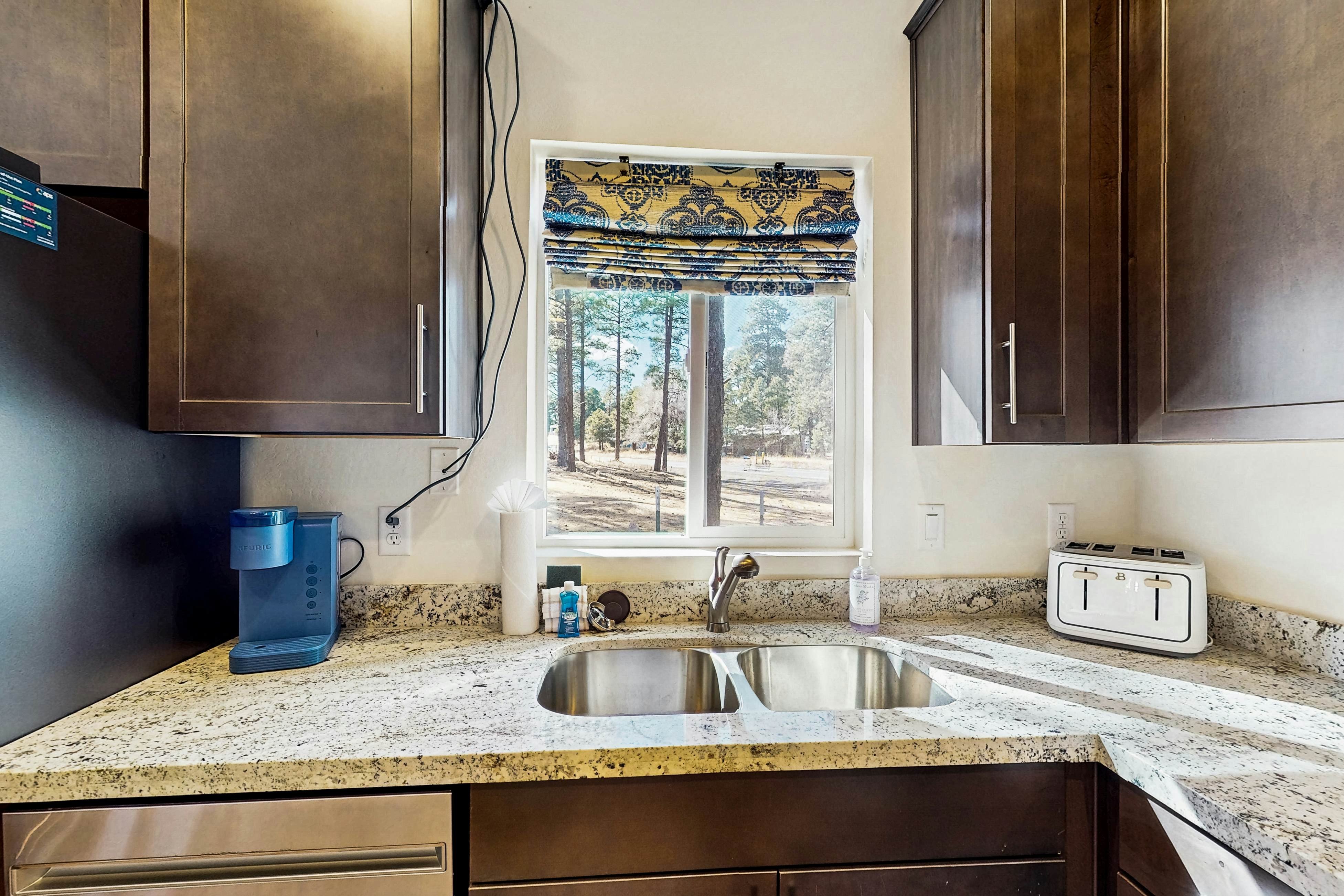 Peaks & Pines Bungalow