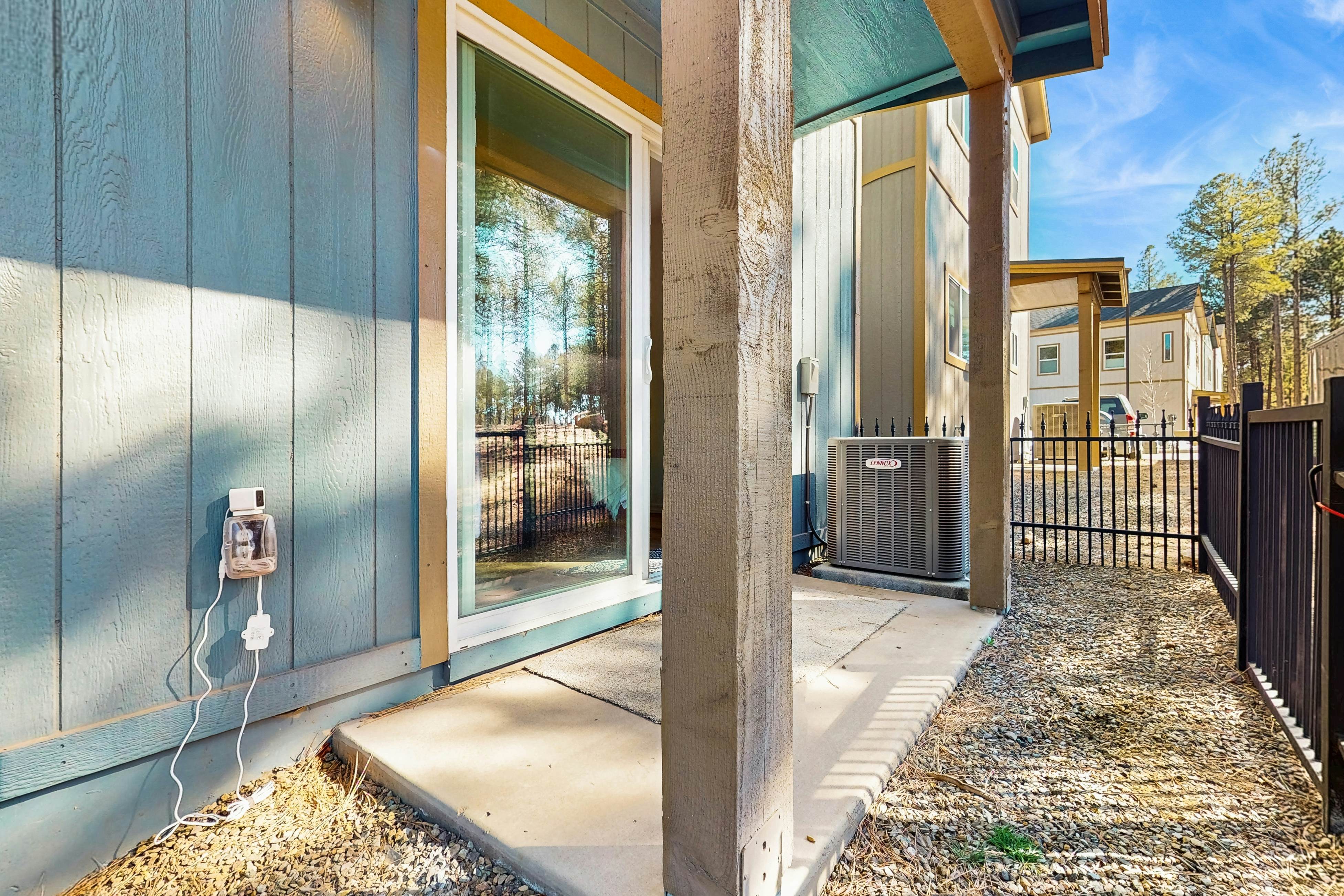 Peaks & Pines Bungalow