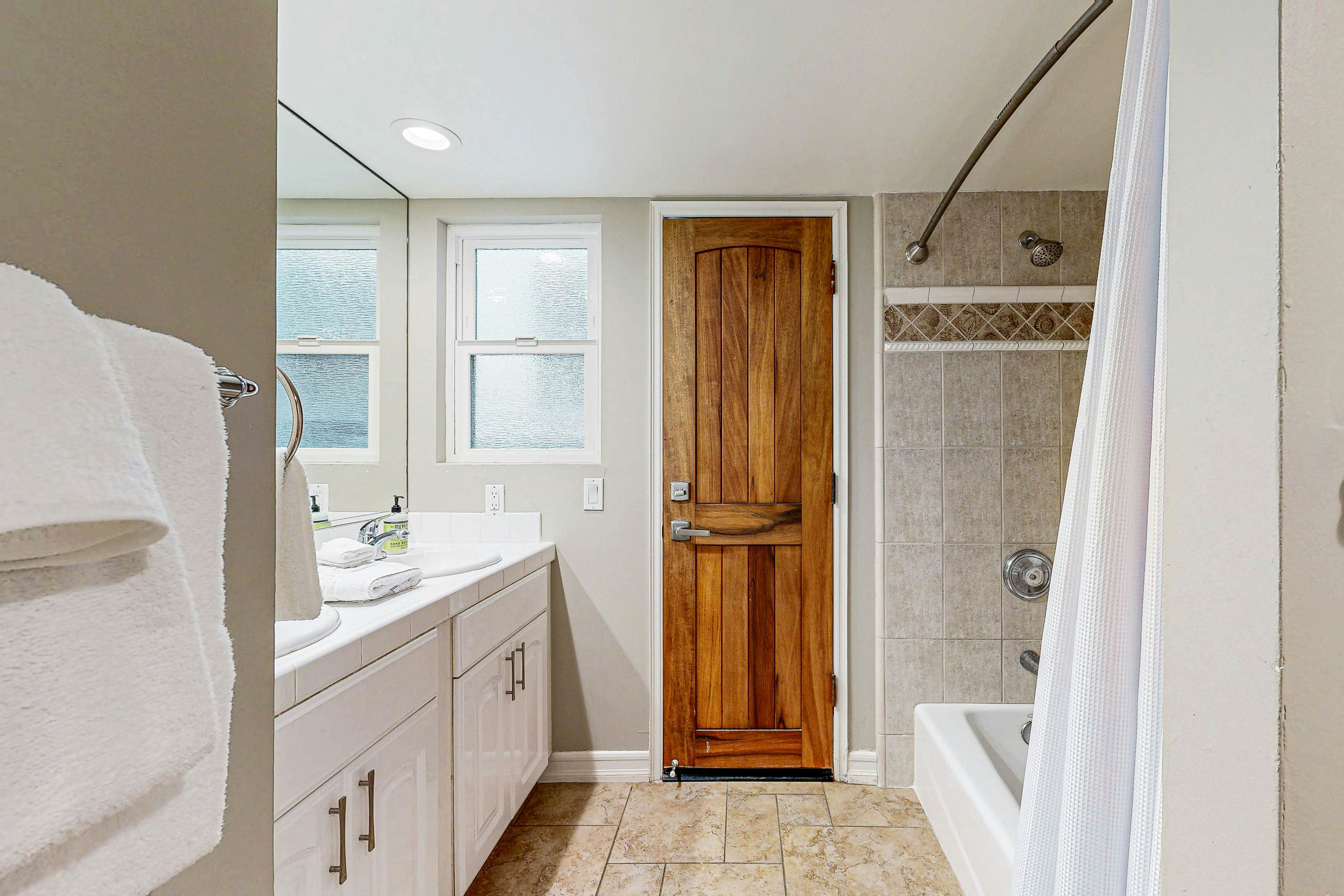 Hawaiian Style on Beach Rd