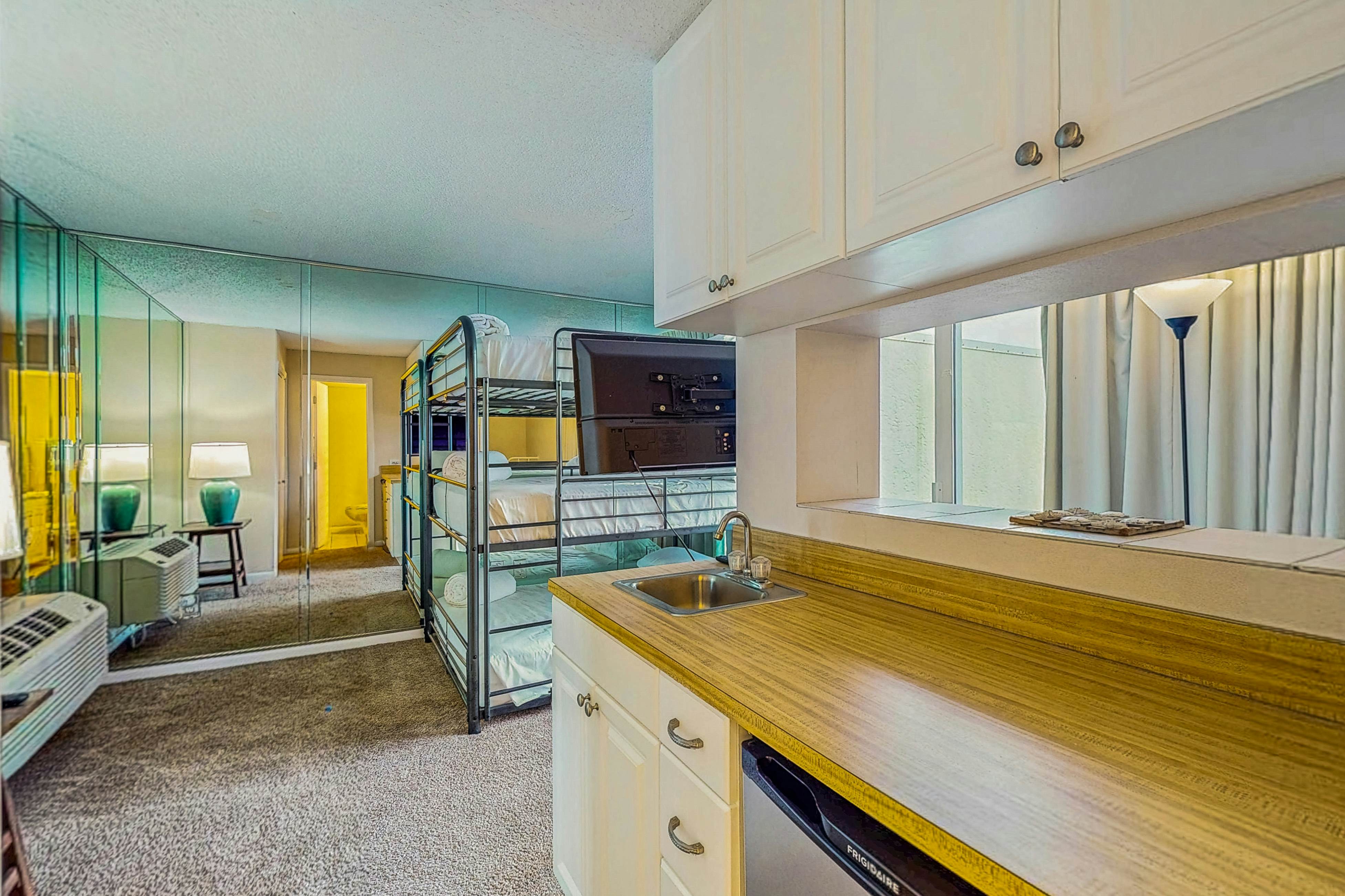 Edgewater Beach Resort T1-1204