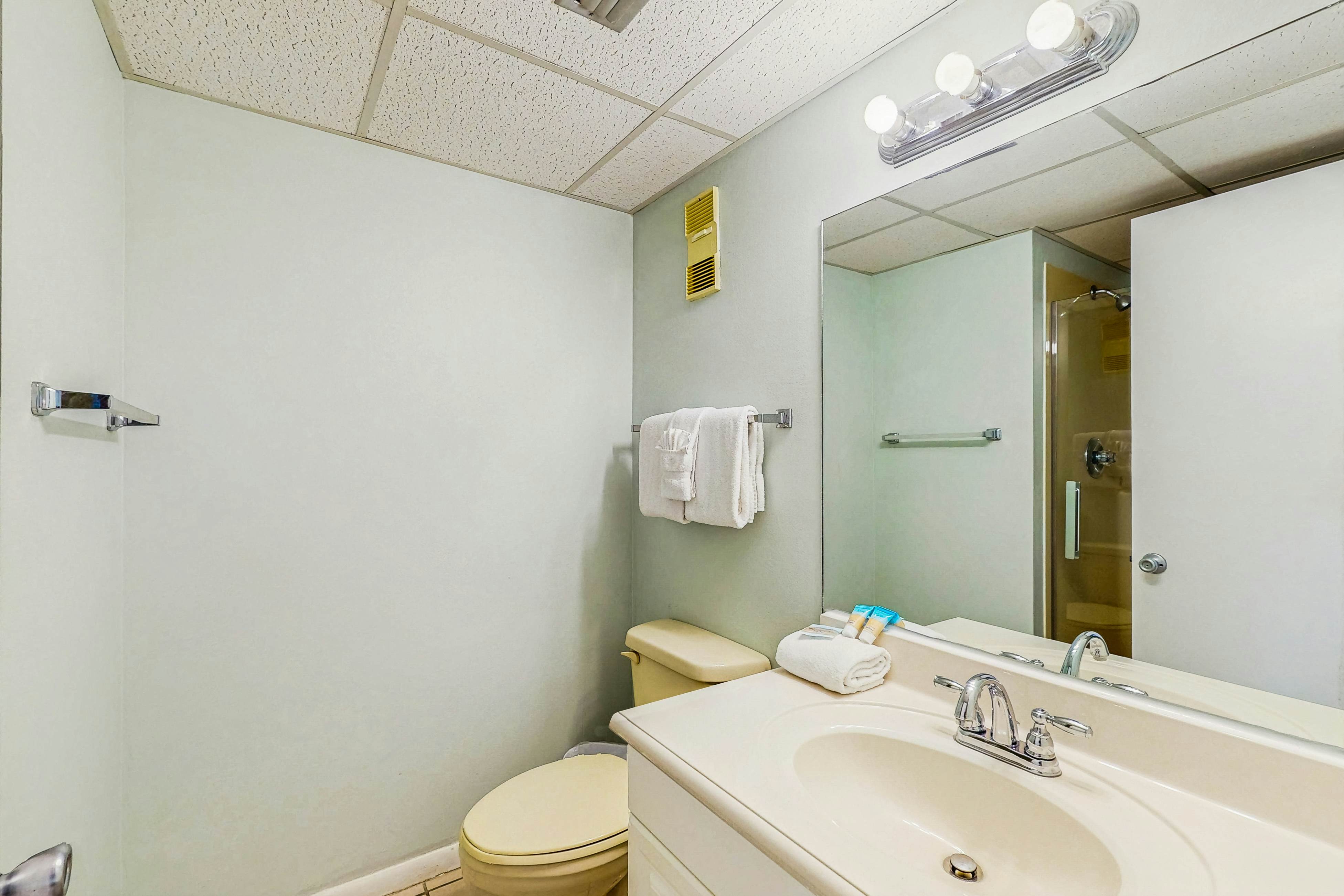 Edgewater Beach Resort T1-1204