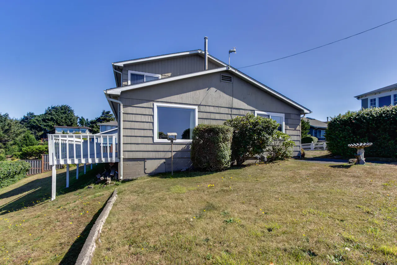 Ocean View Terrace 2 BD Vacation Rental in Lincoln City, OR Vacasa