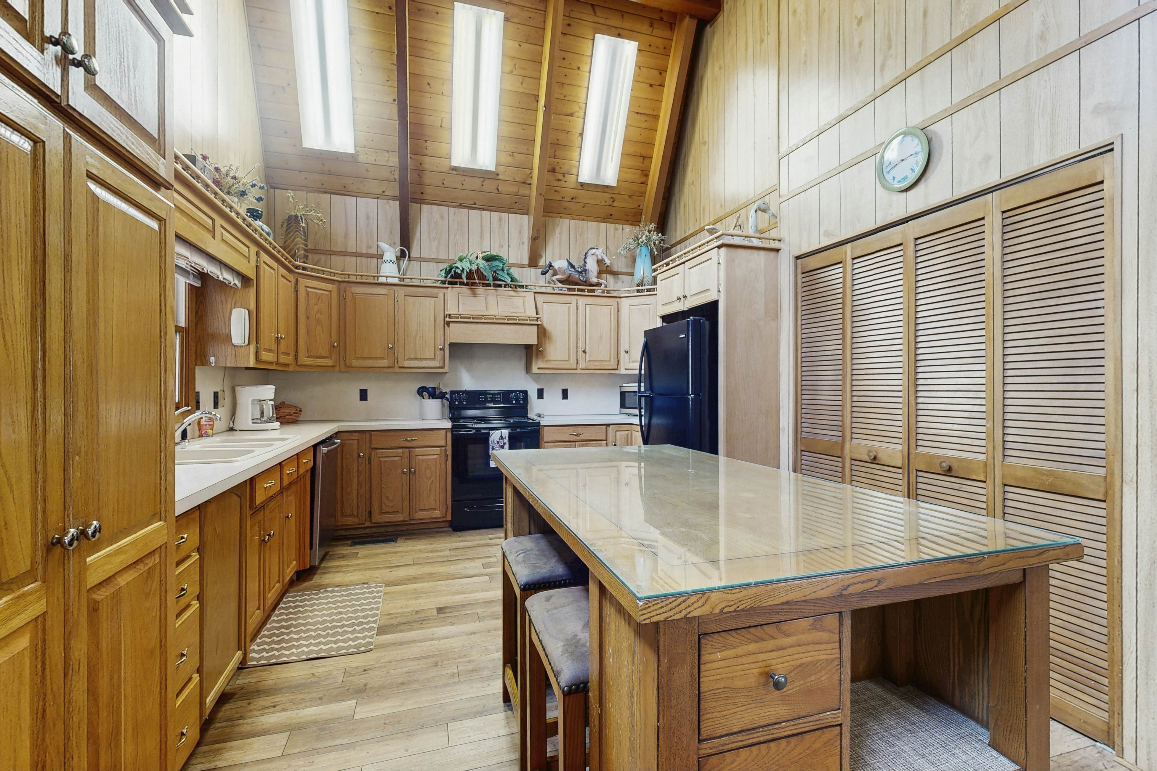 Lodge on Mirror Lake