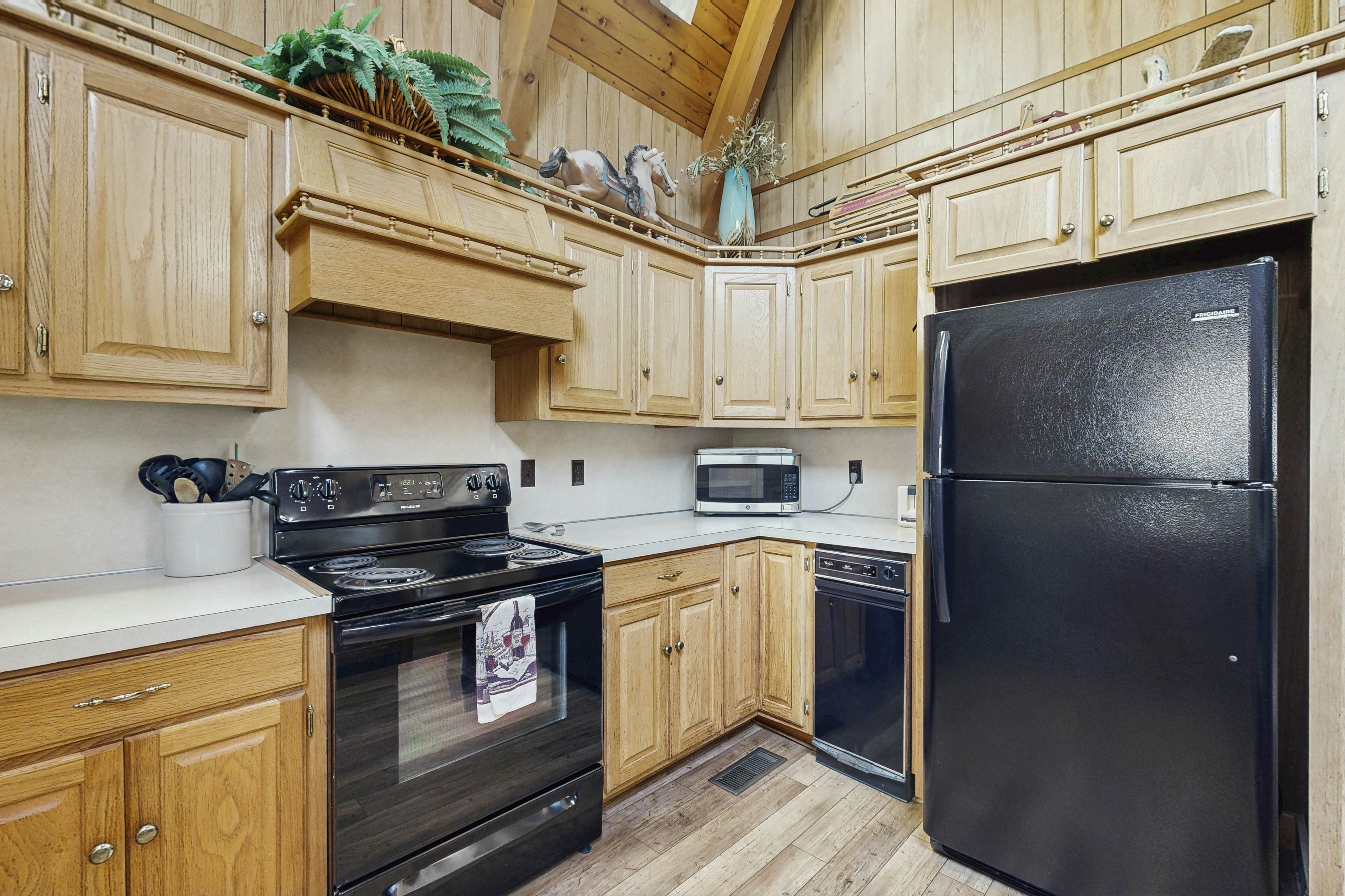 Lodge on Mirror Lake