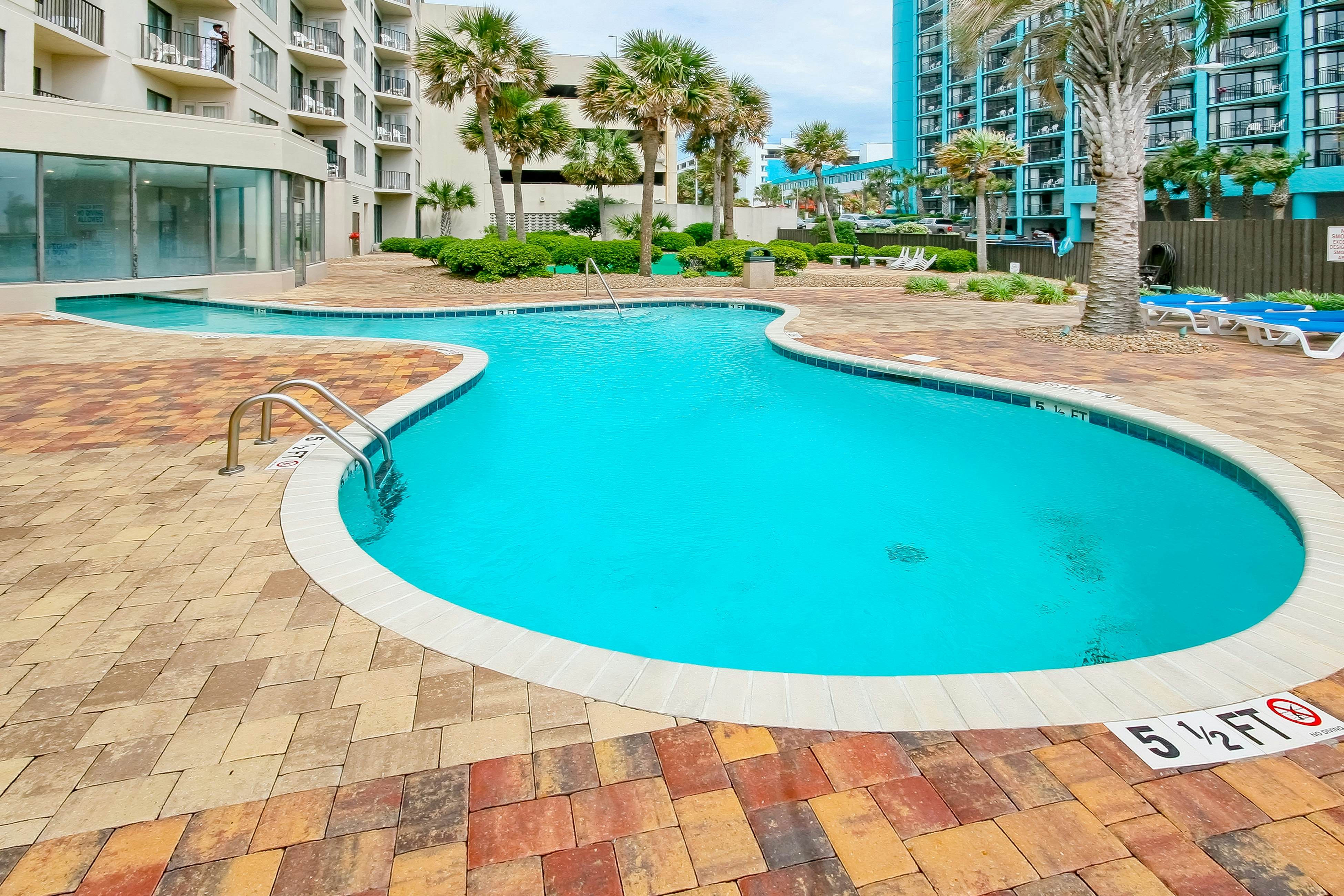 * Palace Resort 1808