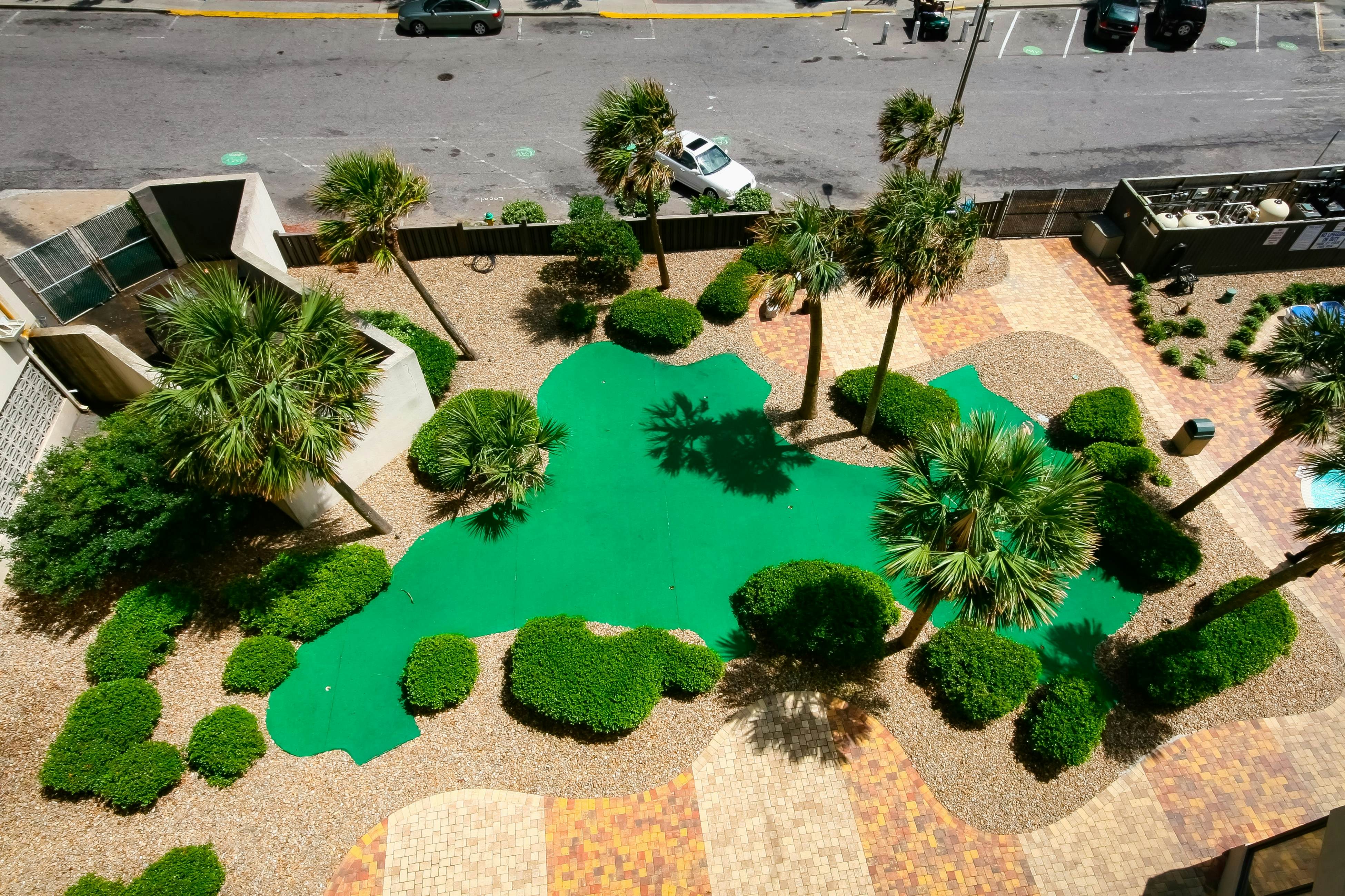 * Palace Resort 1808