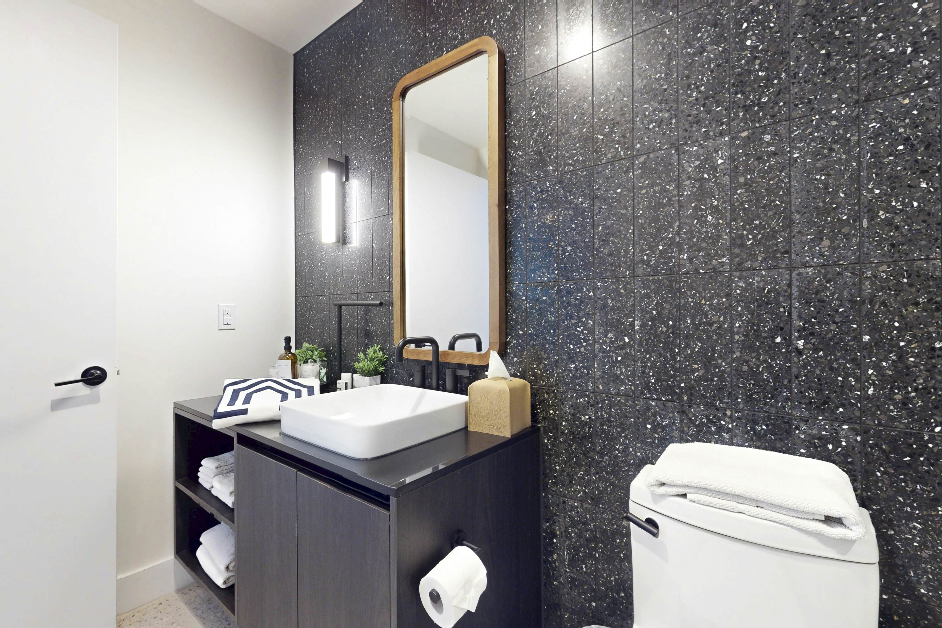 Natiivo Austin Sunsets