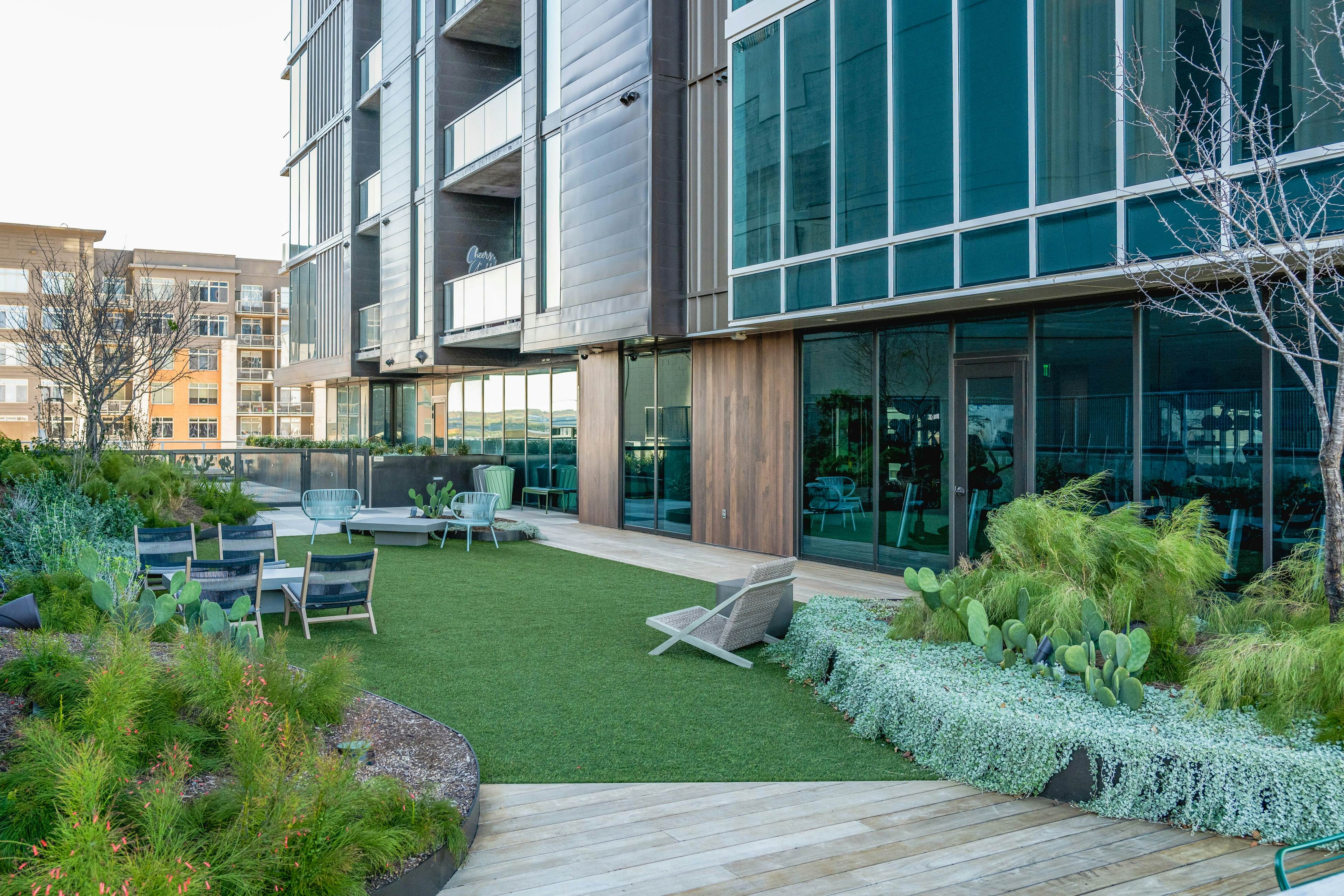 Natiivo Austin Sunsets