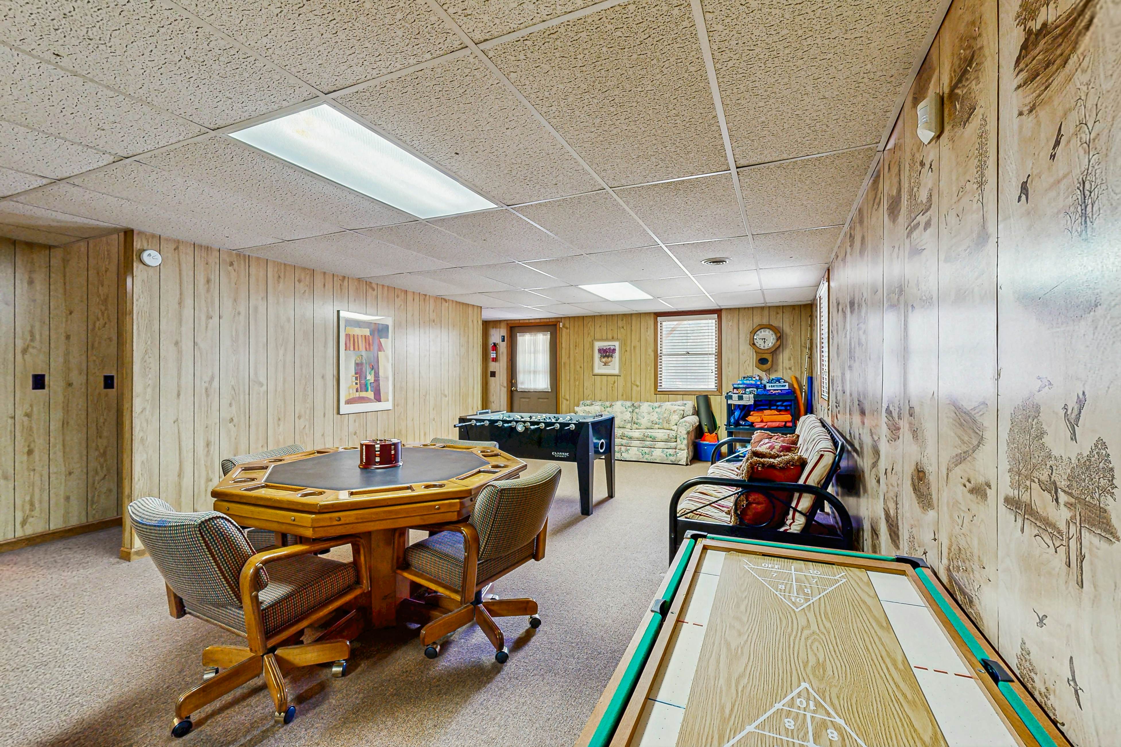 Lodge on Mirror Lake