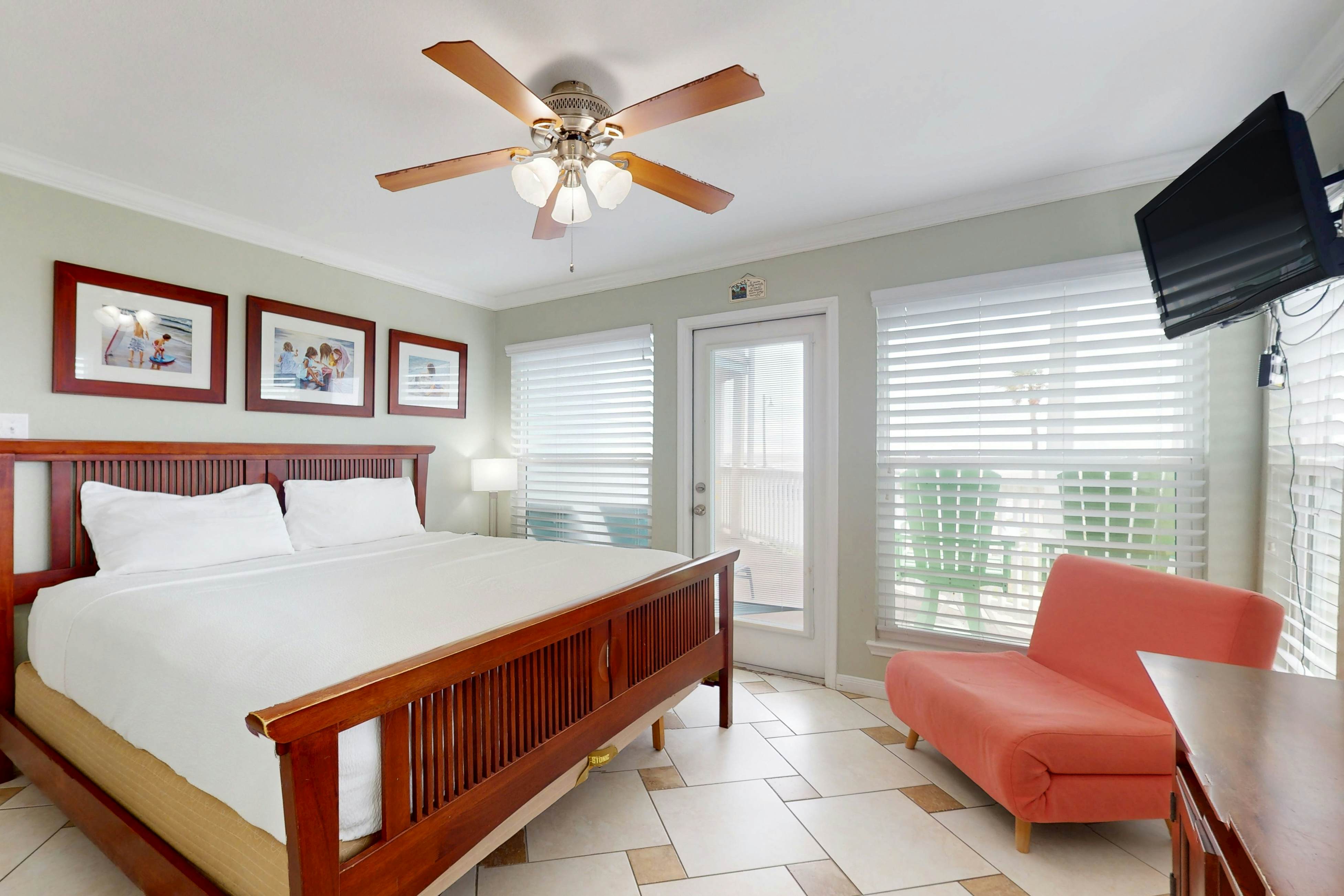 Seascape Condos - A SeaScape Paradise #1101