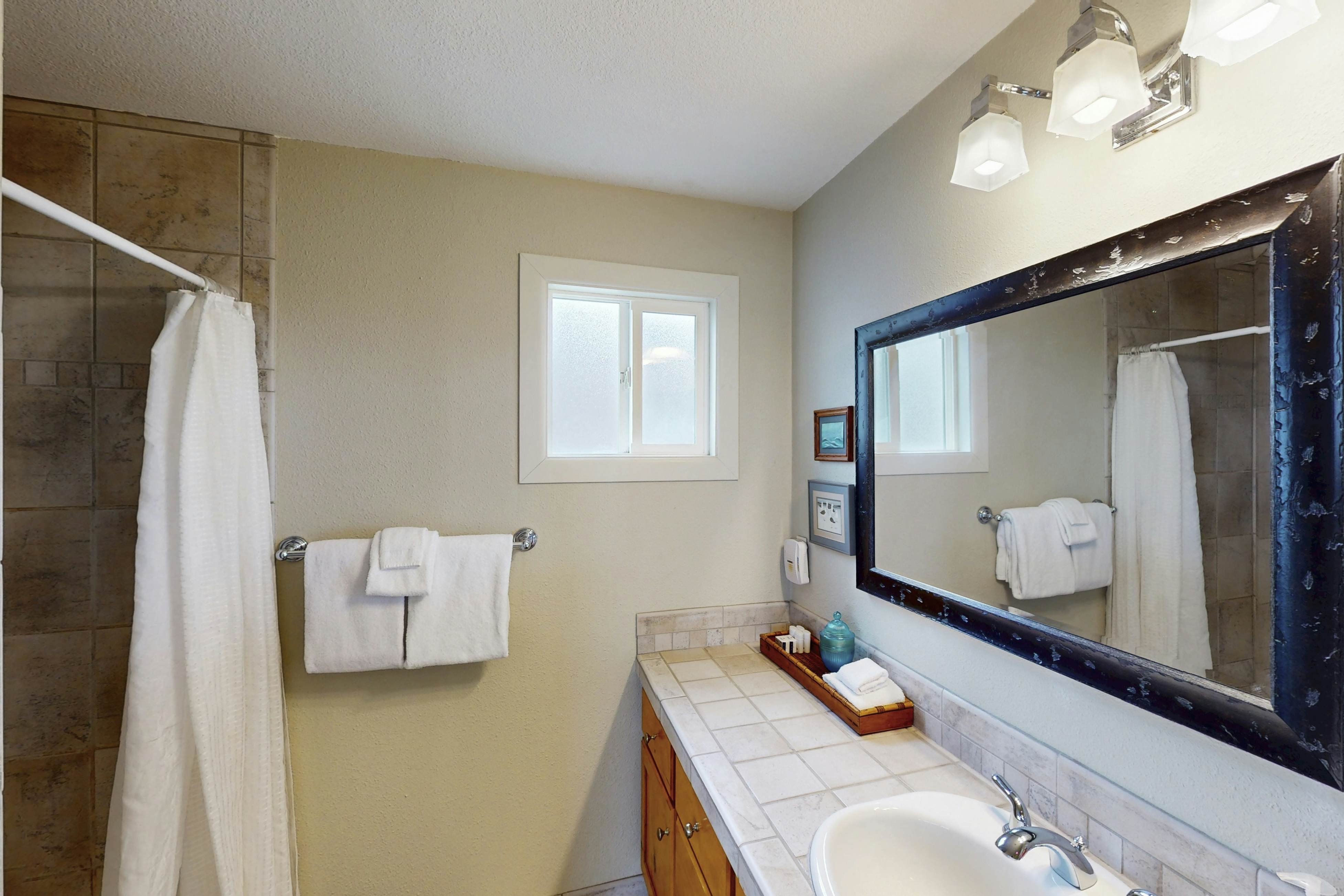 Spectacular Seaside Surf-View Home