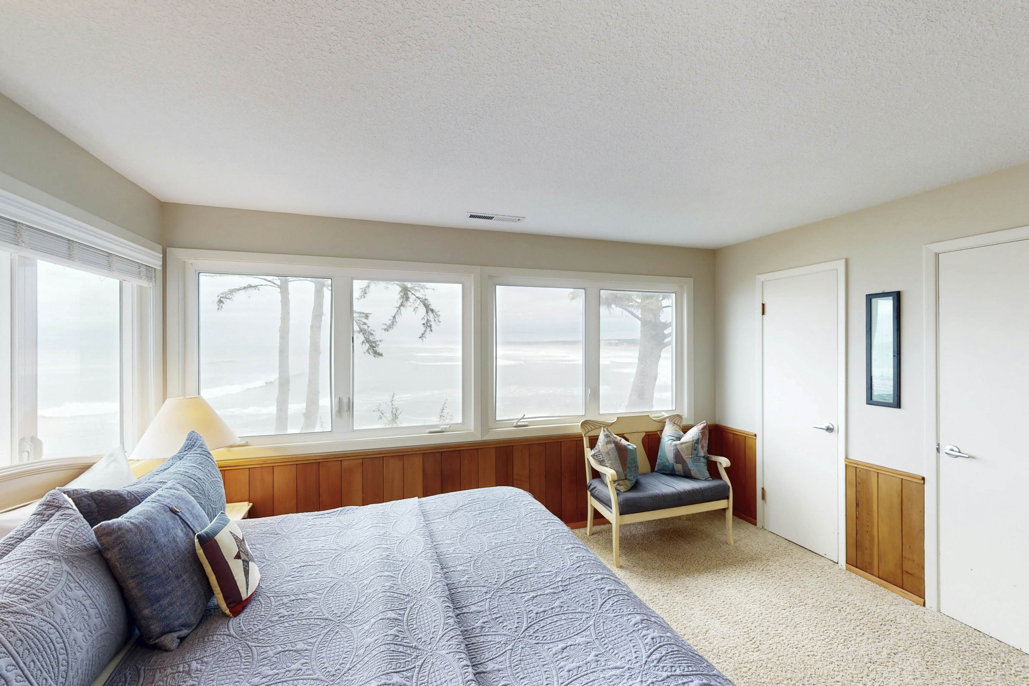 Spectacular Seaside Surf-View Home