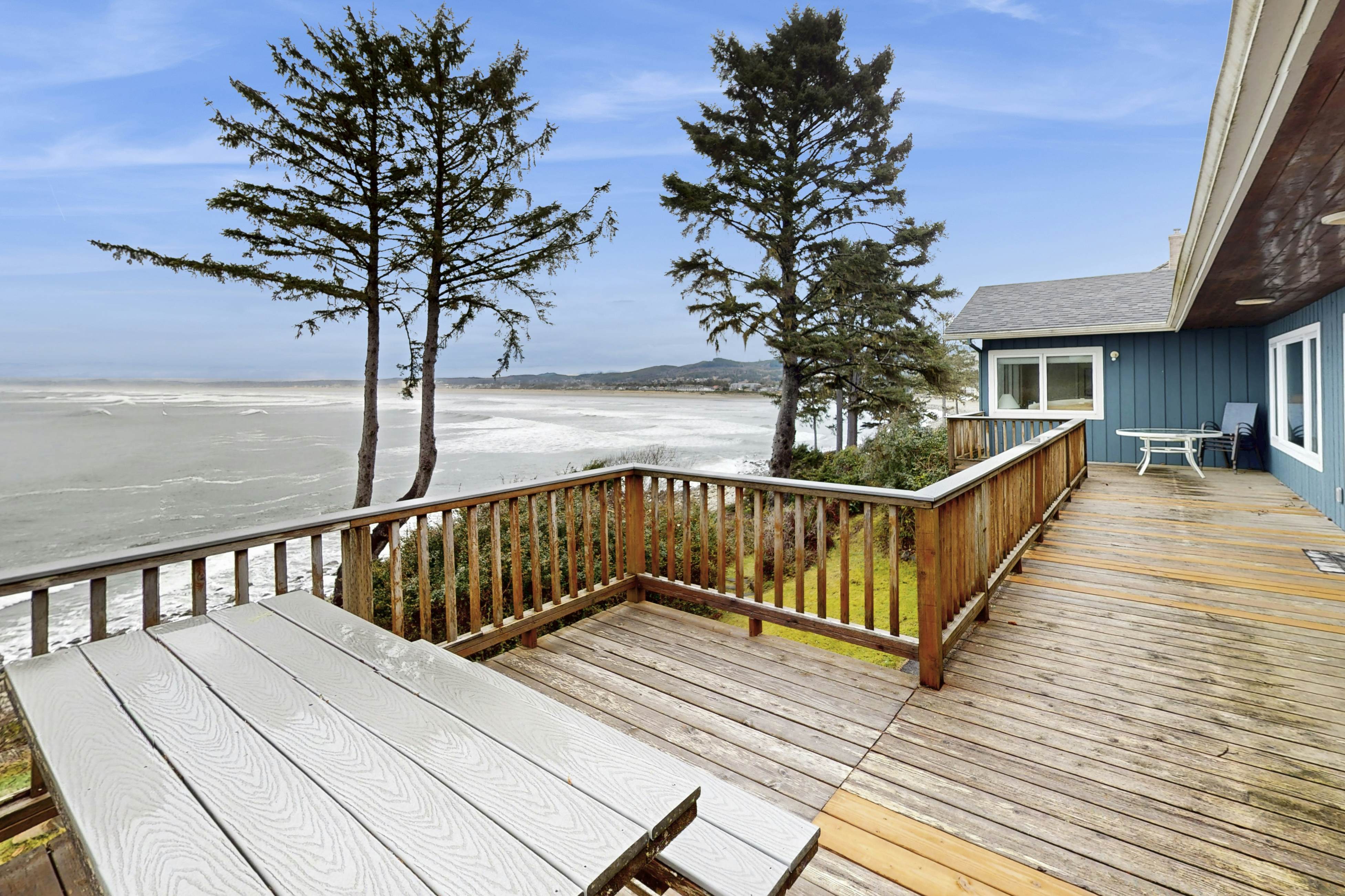 Spectacular Seaside Surf-View Home