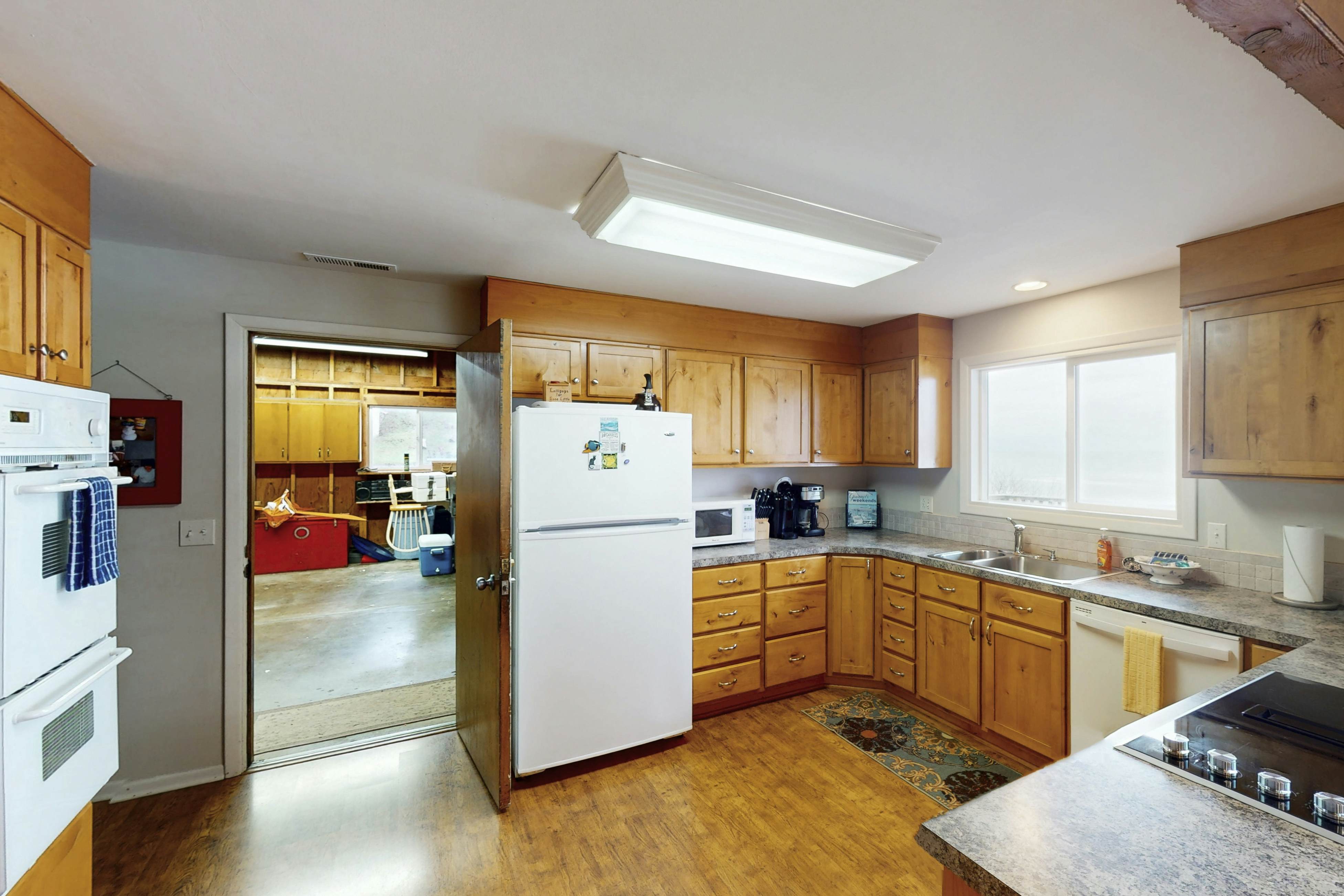 Spectacular Seaside Surf-View Home