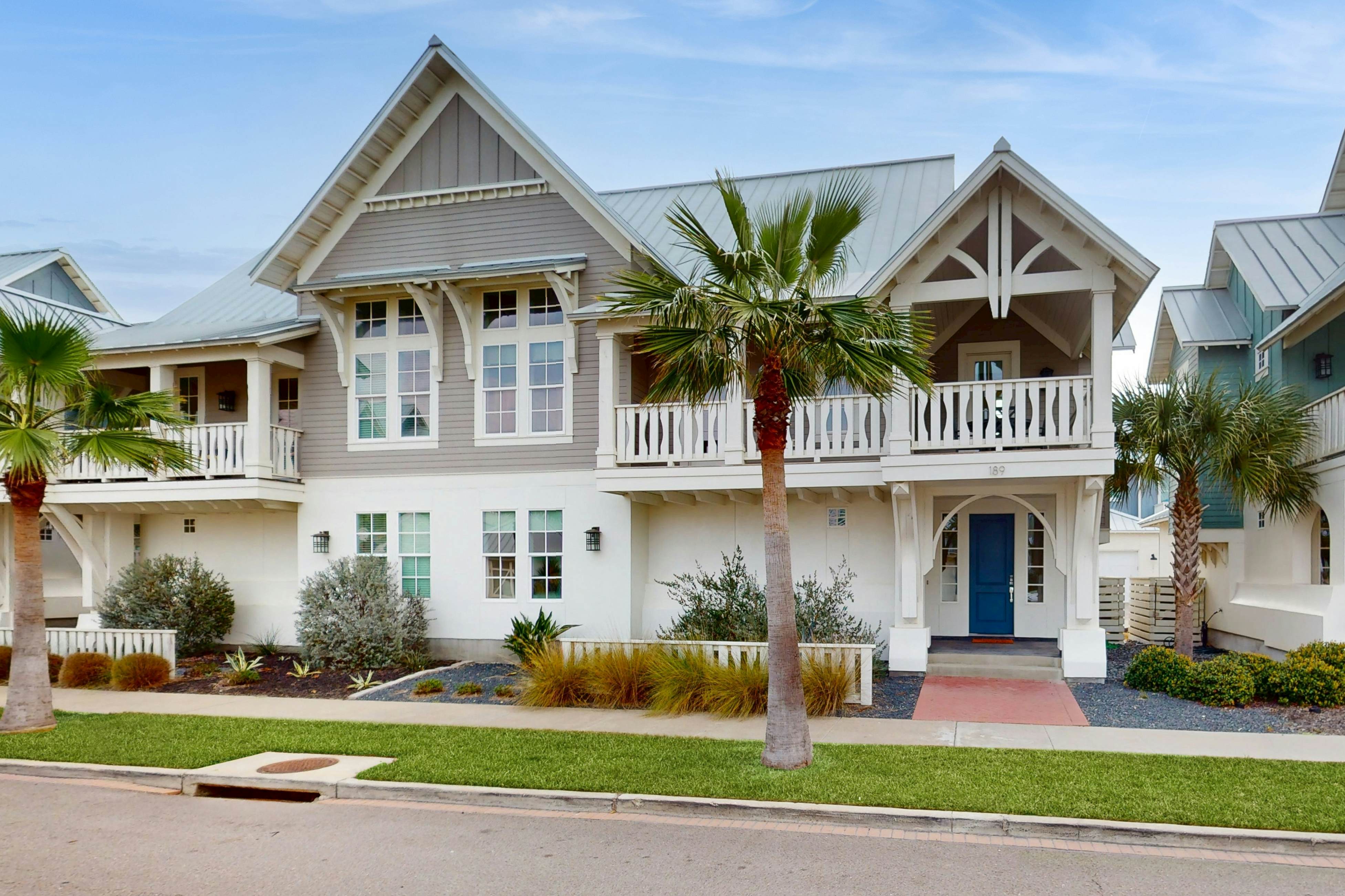 Sleek Beach at Palmilla Beach