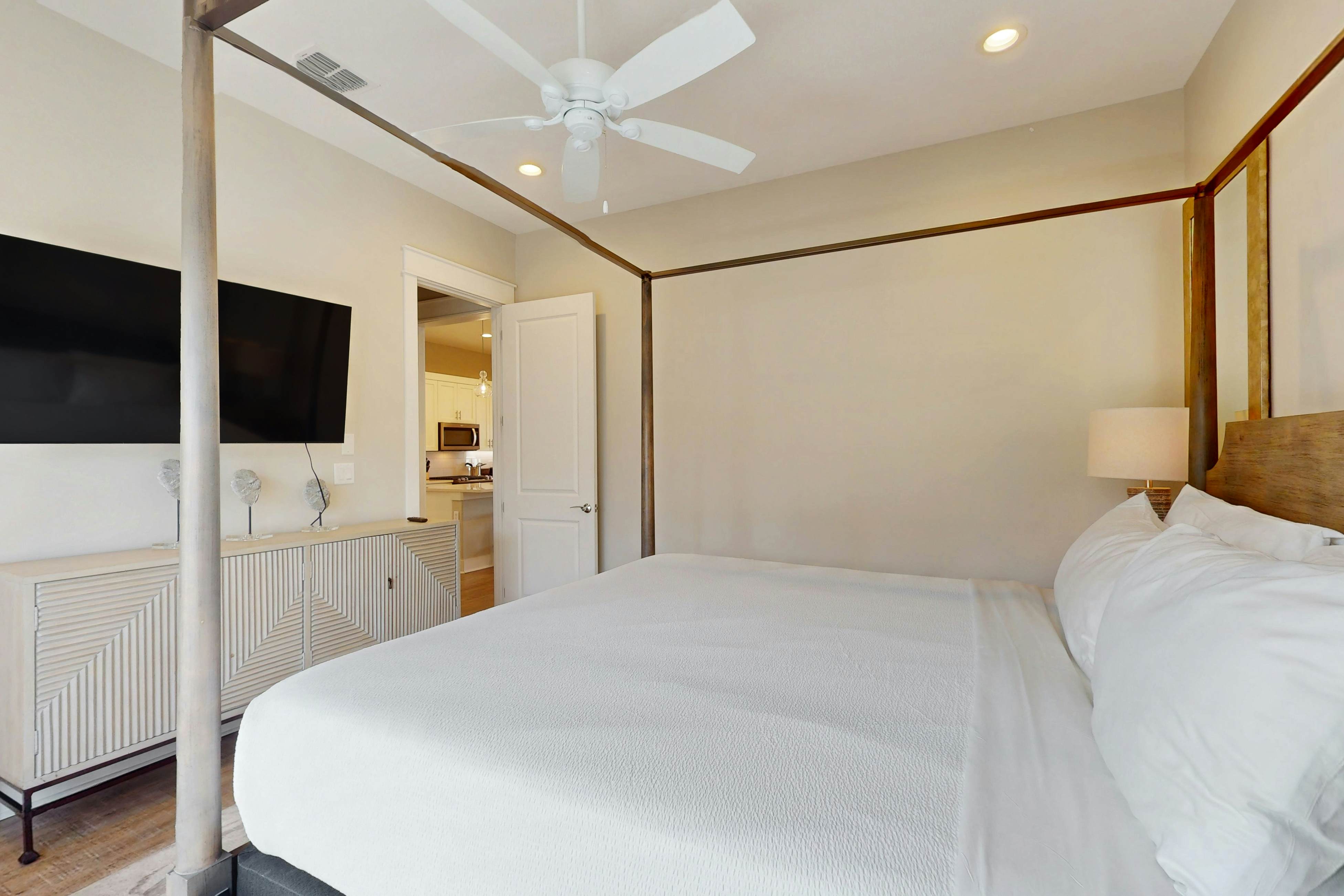 Sleek Beach at Palmilla Beach