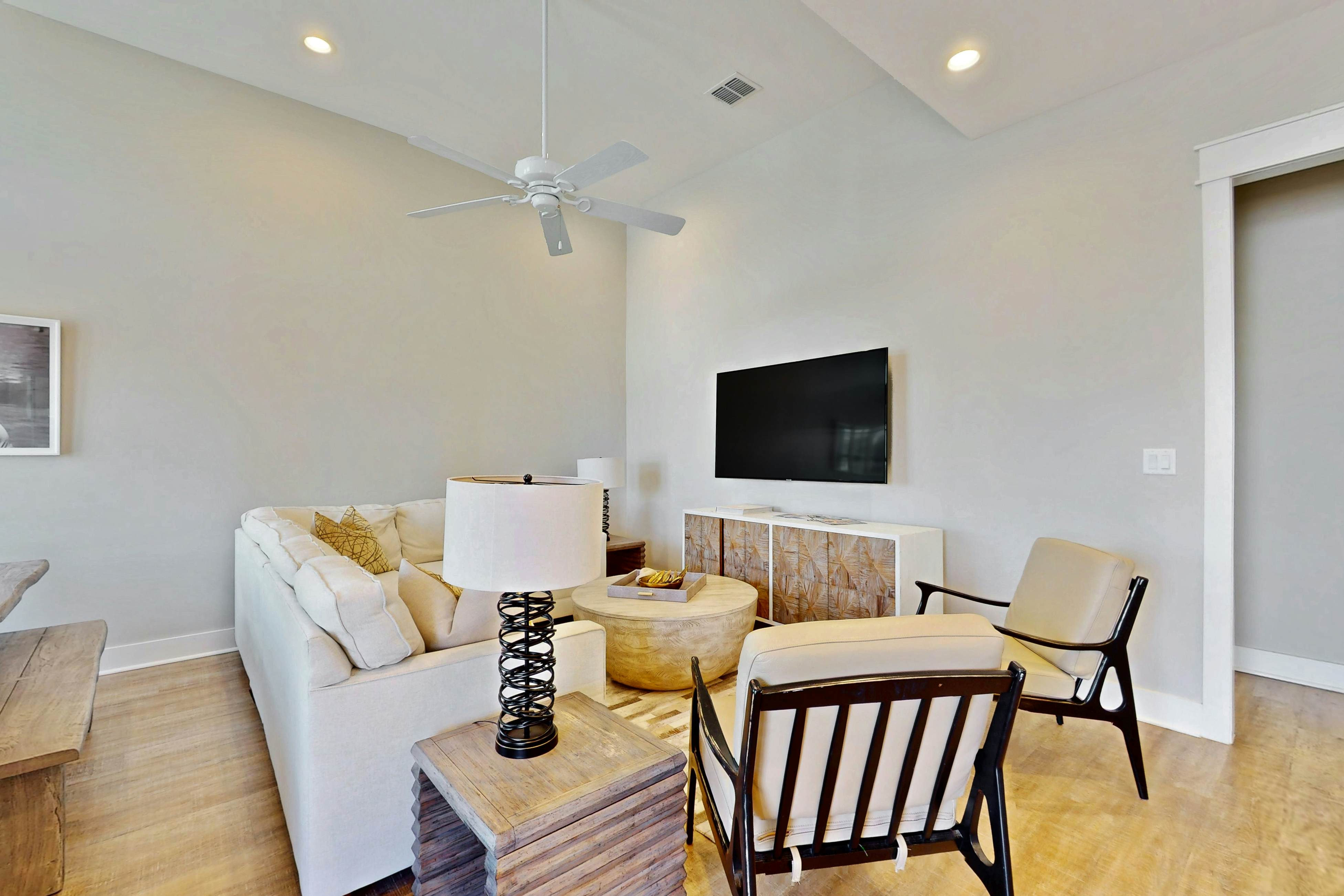 Sleek Beach at Palmilla Beach