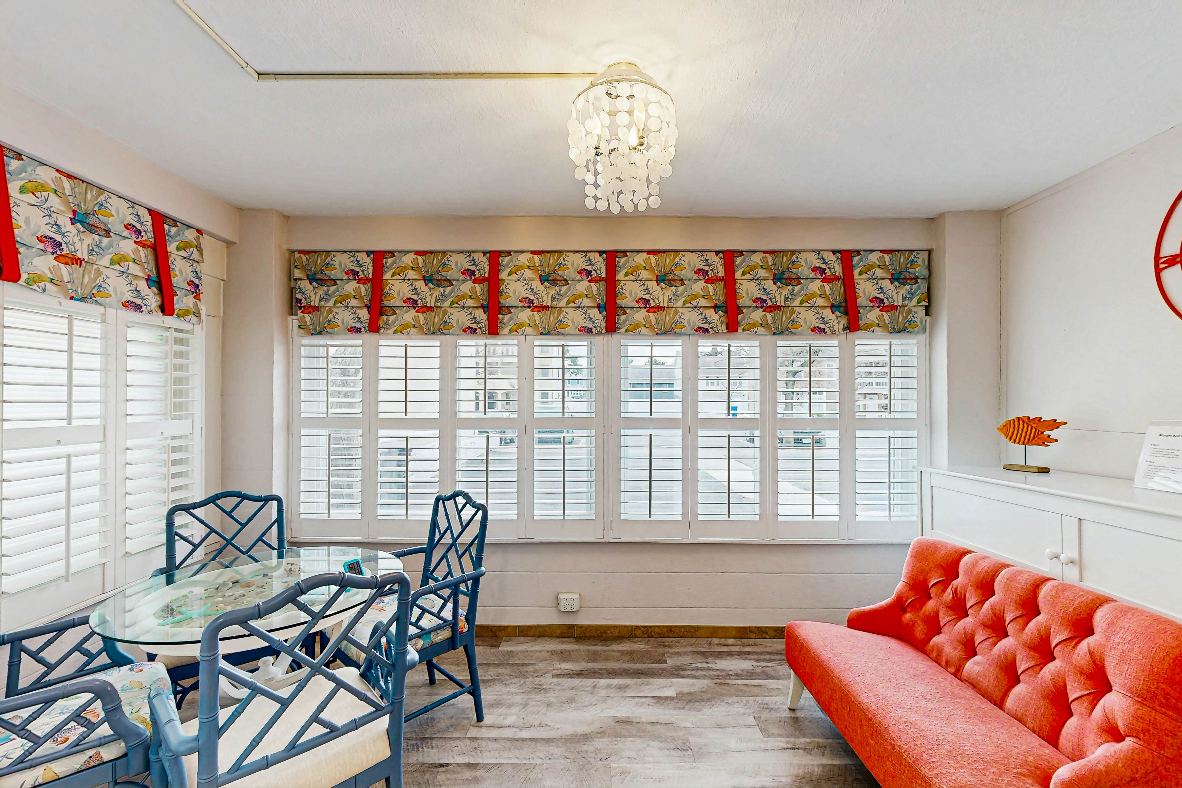 Town of Rehoboth Beach - The Boxwood House - 21 Wilmington Ave #1E