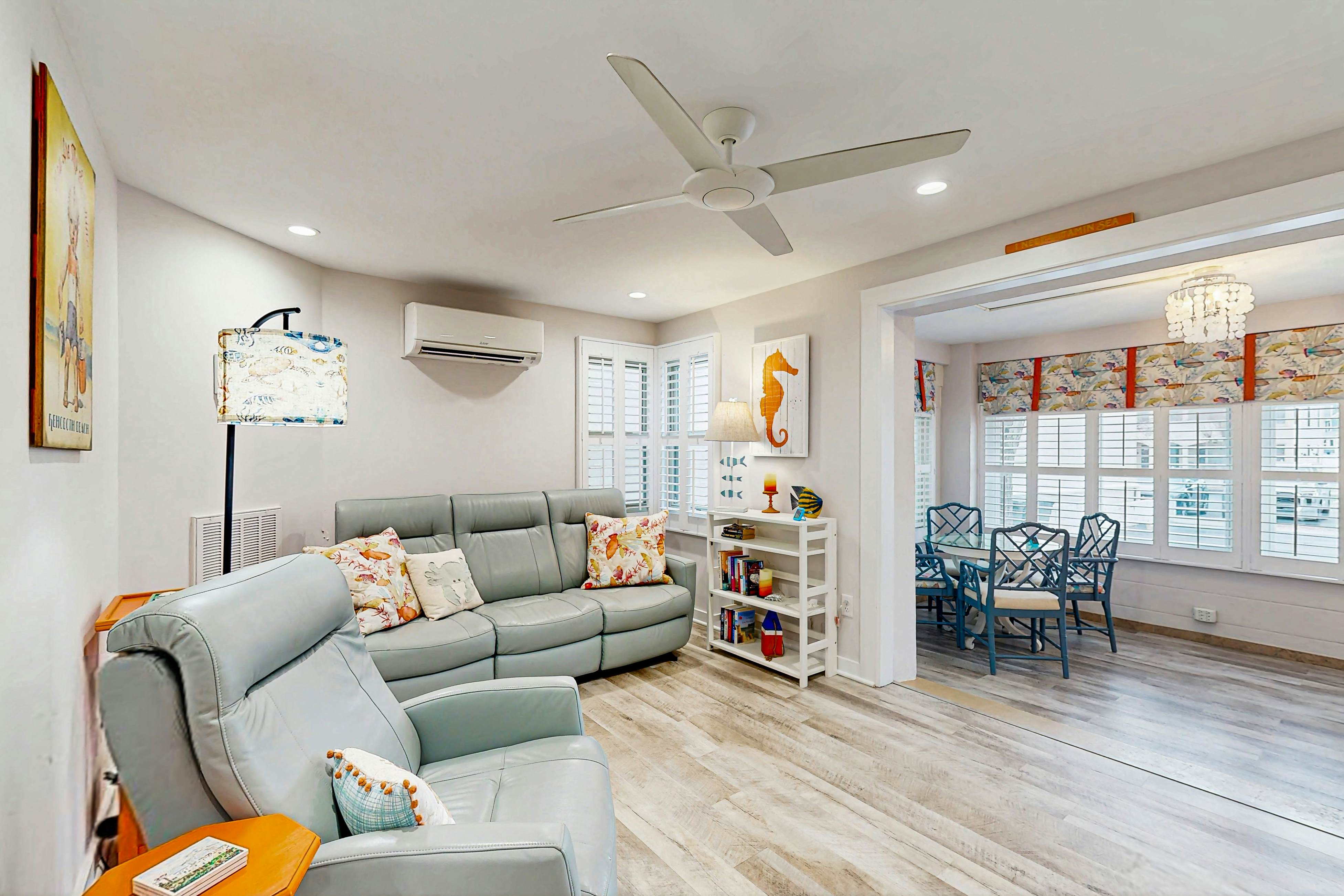 Town of Rehoboth Beach - The Boxwood House - 21 Wilmington Ave #1E