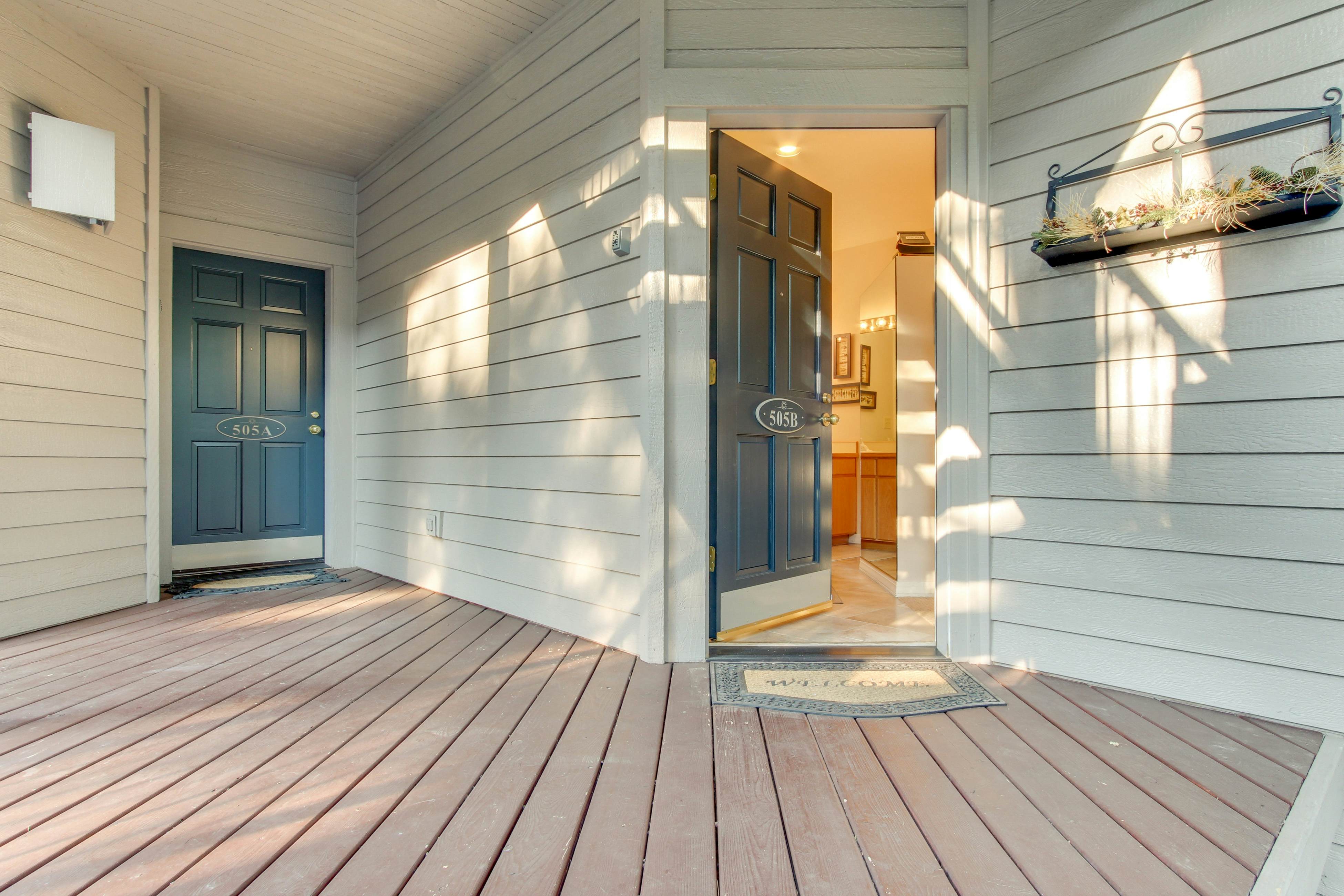 Ponderosa Views & Seclusion in Century West