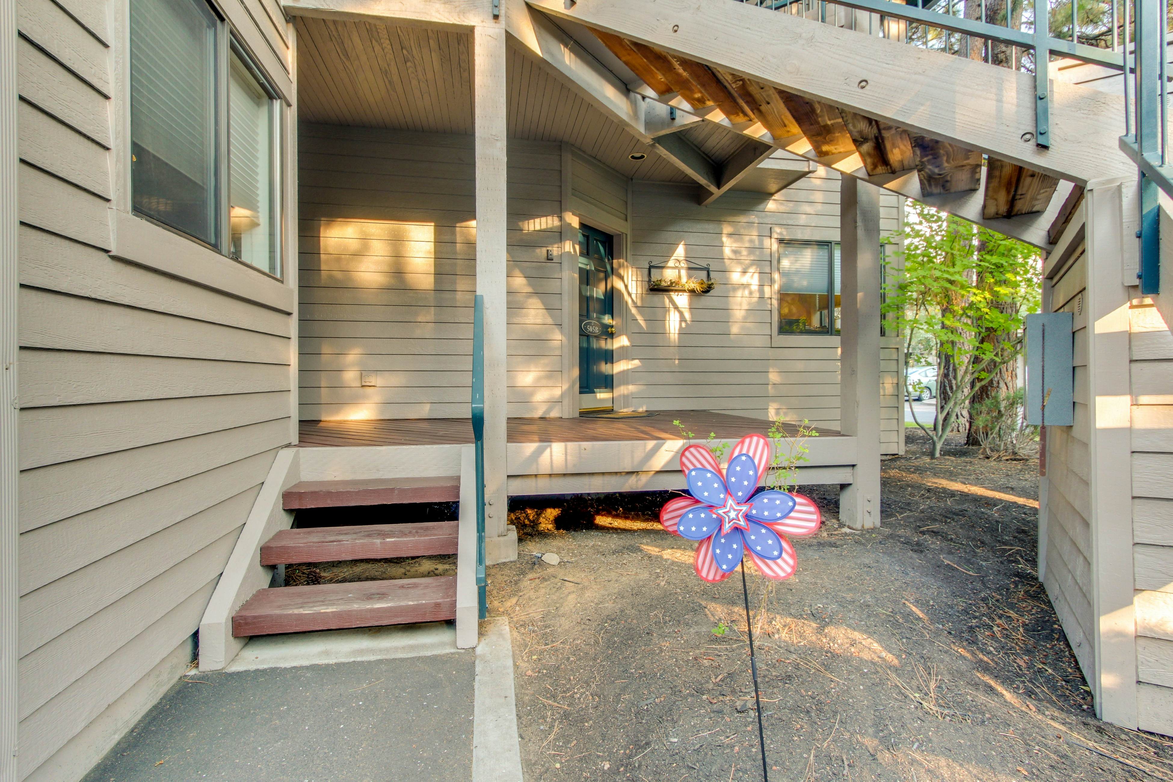 Ponderosa Views & Seclusion in Century West